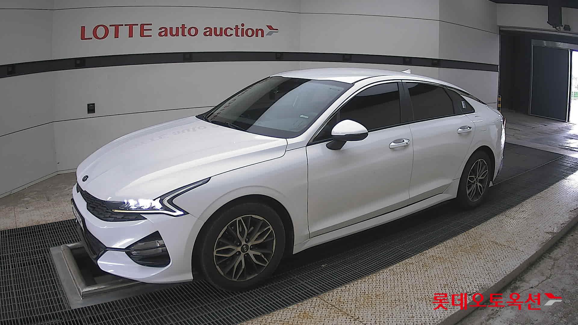 2020 - kia k5