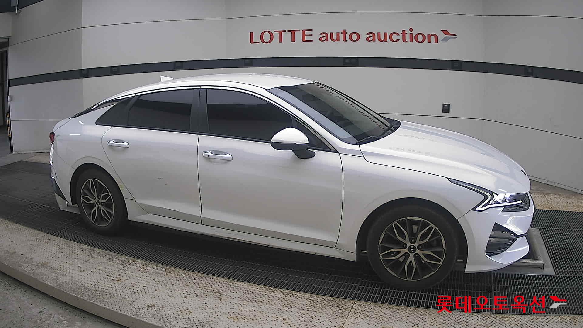 2020 - kia k5