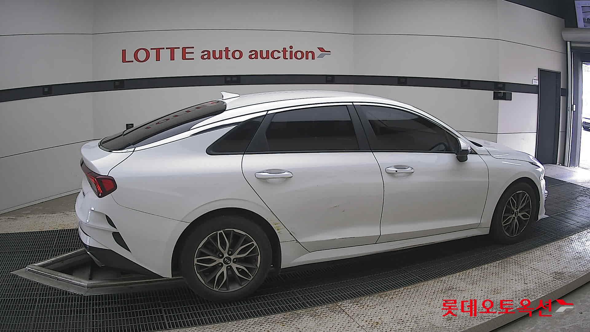 2020 - kia k5