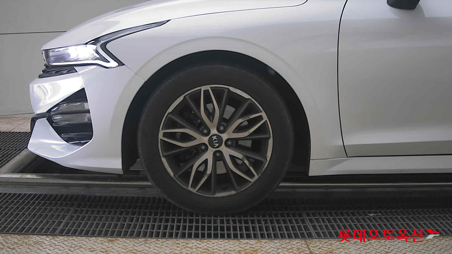 2020 - kia k5