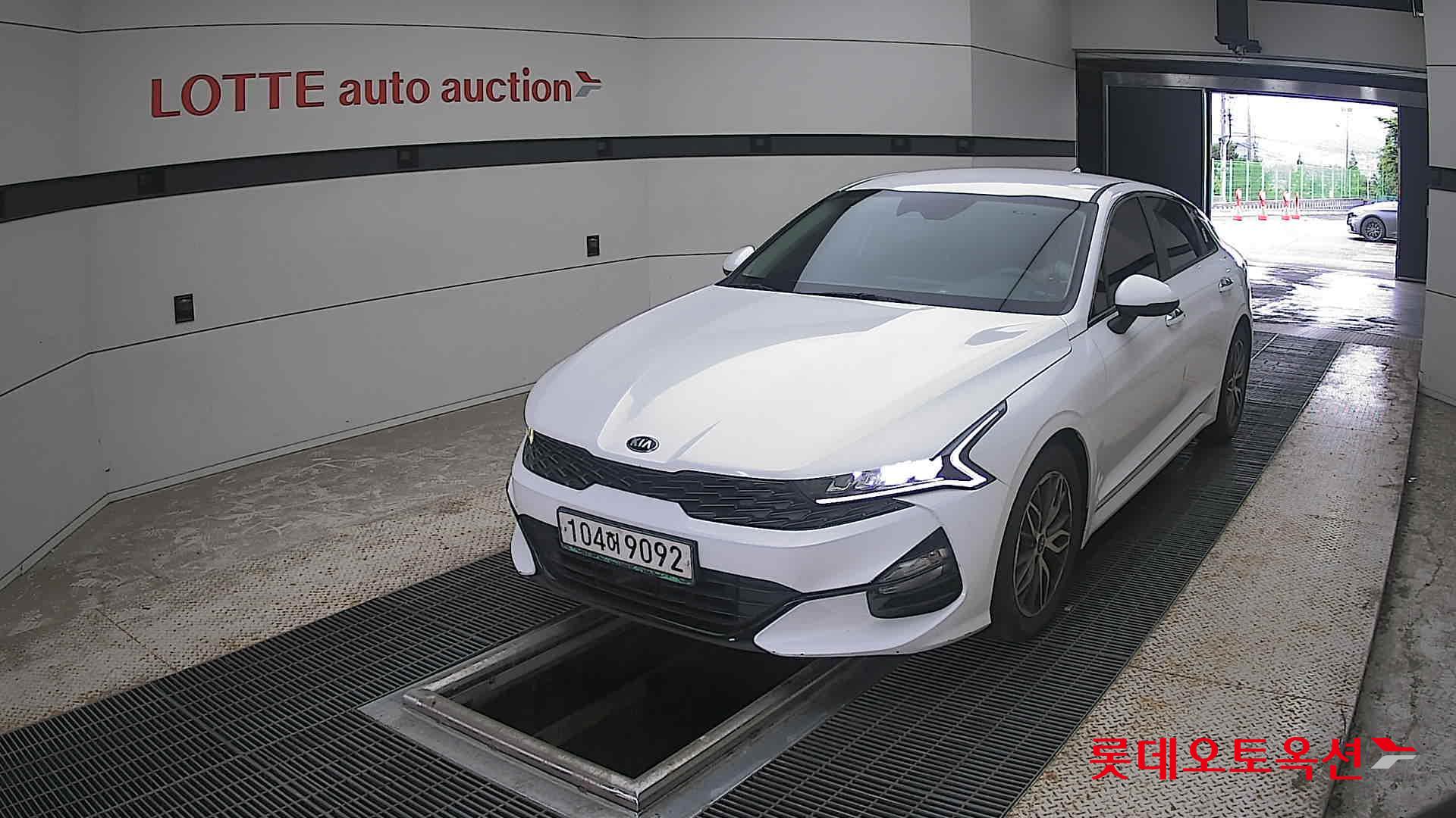 2020 - kia k5