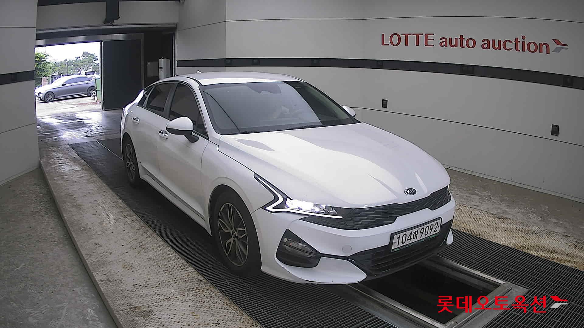 2020 - kia k5