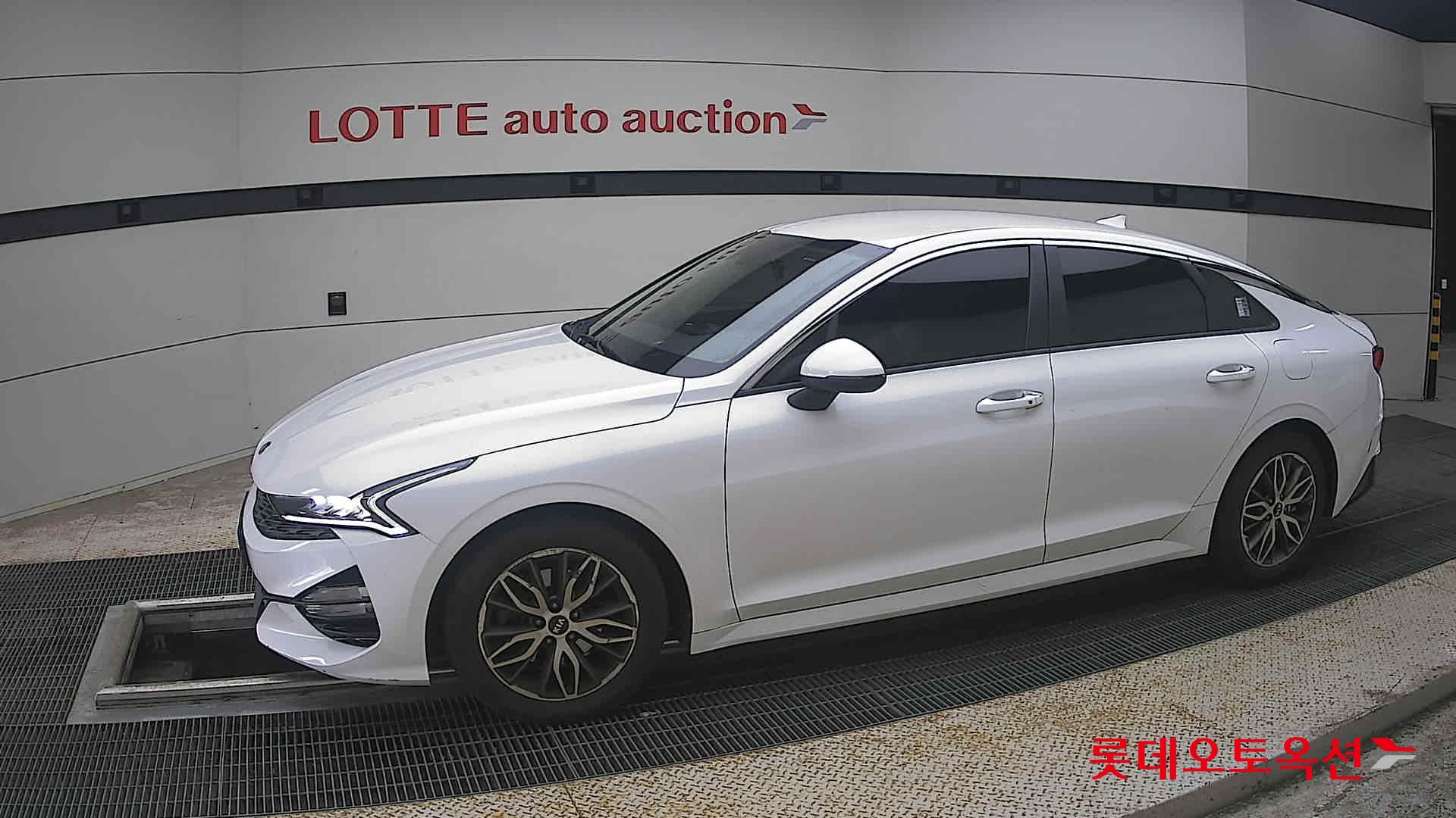 2020 - kia k5