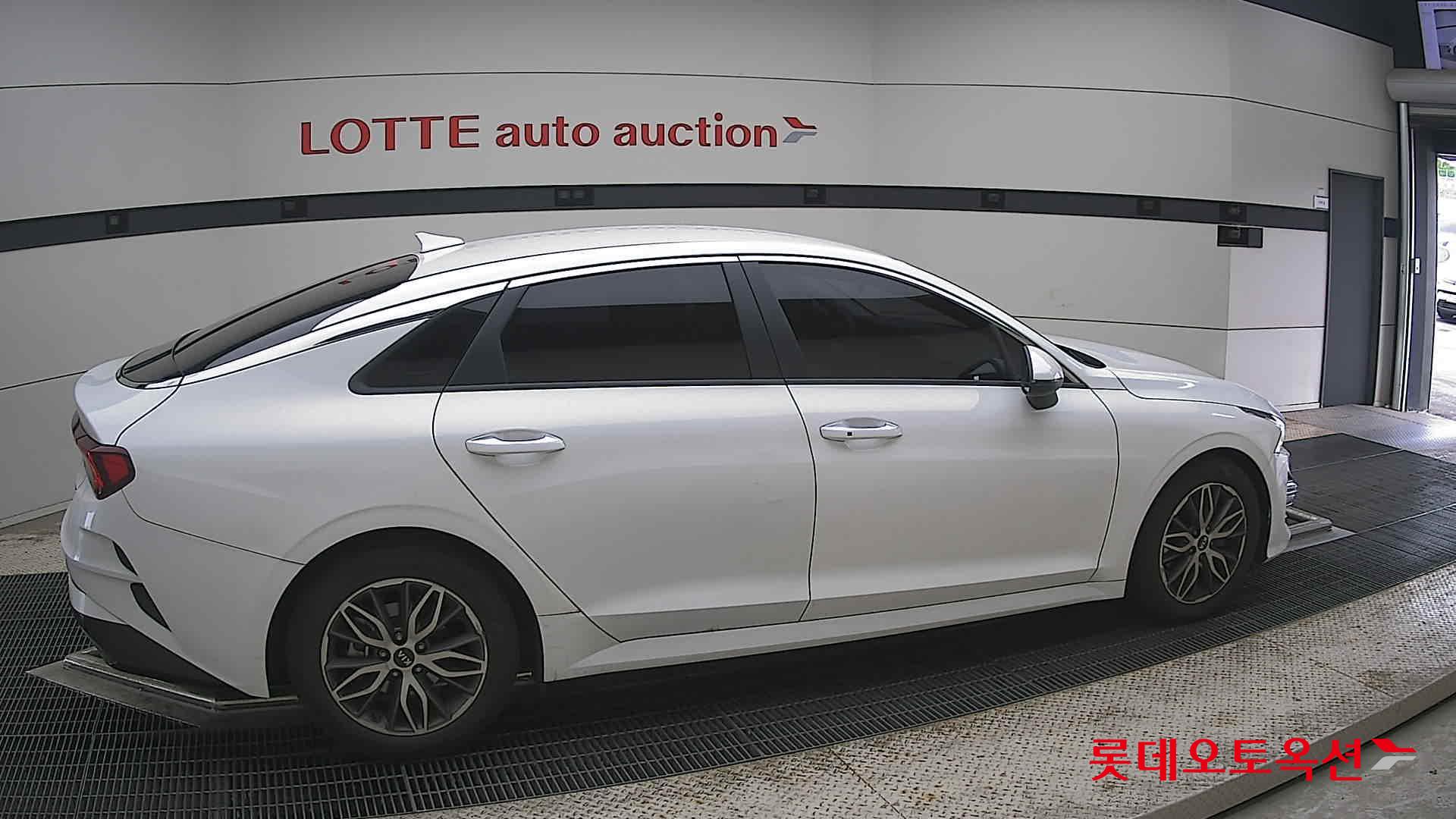 2020 - kia k5