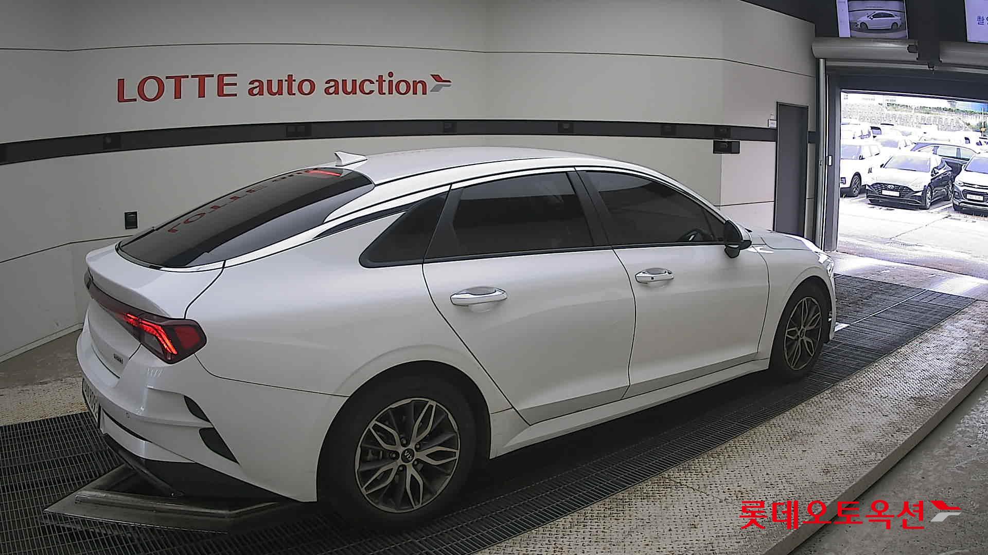 2020 - kia k5