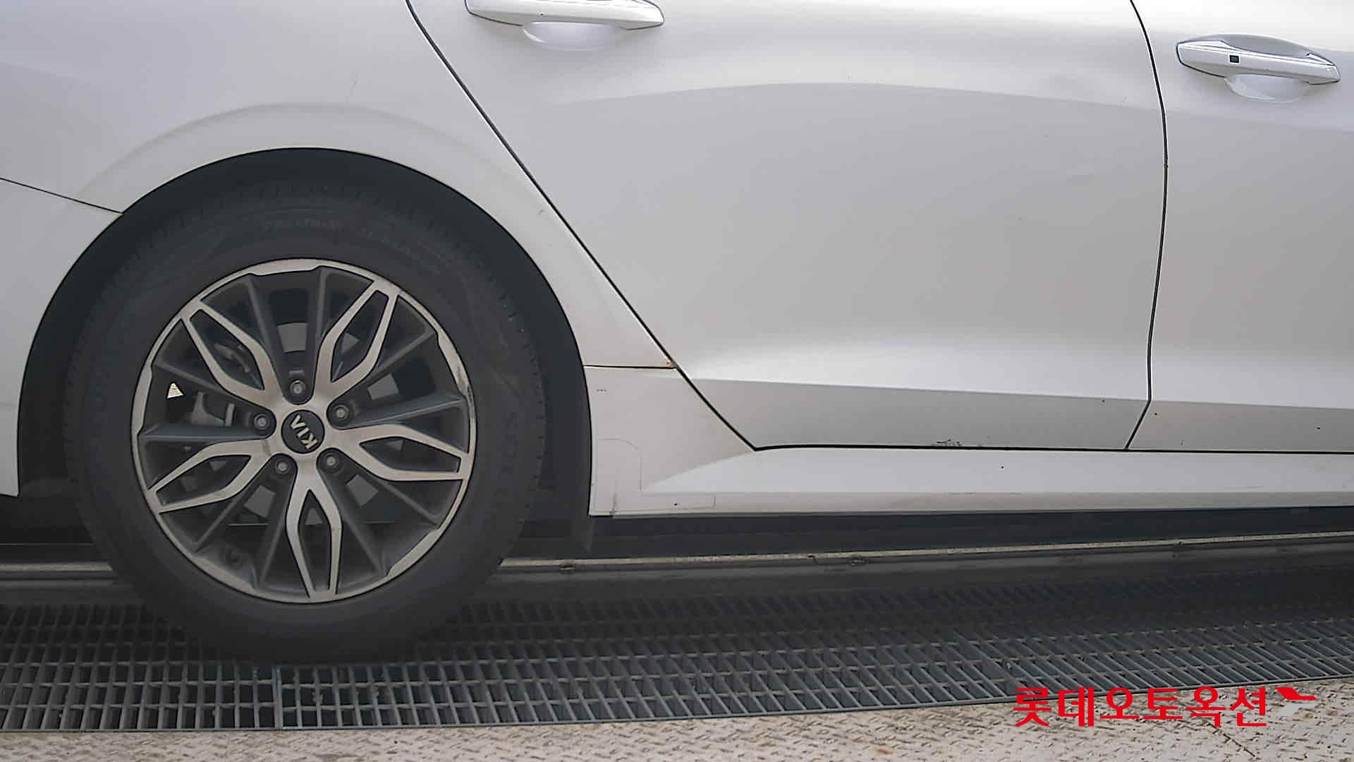 2020 - kia k5