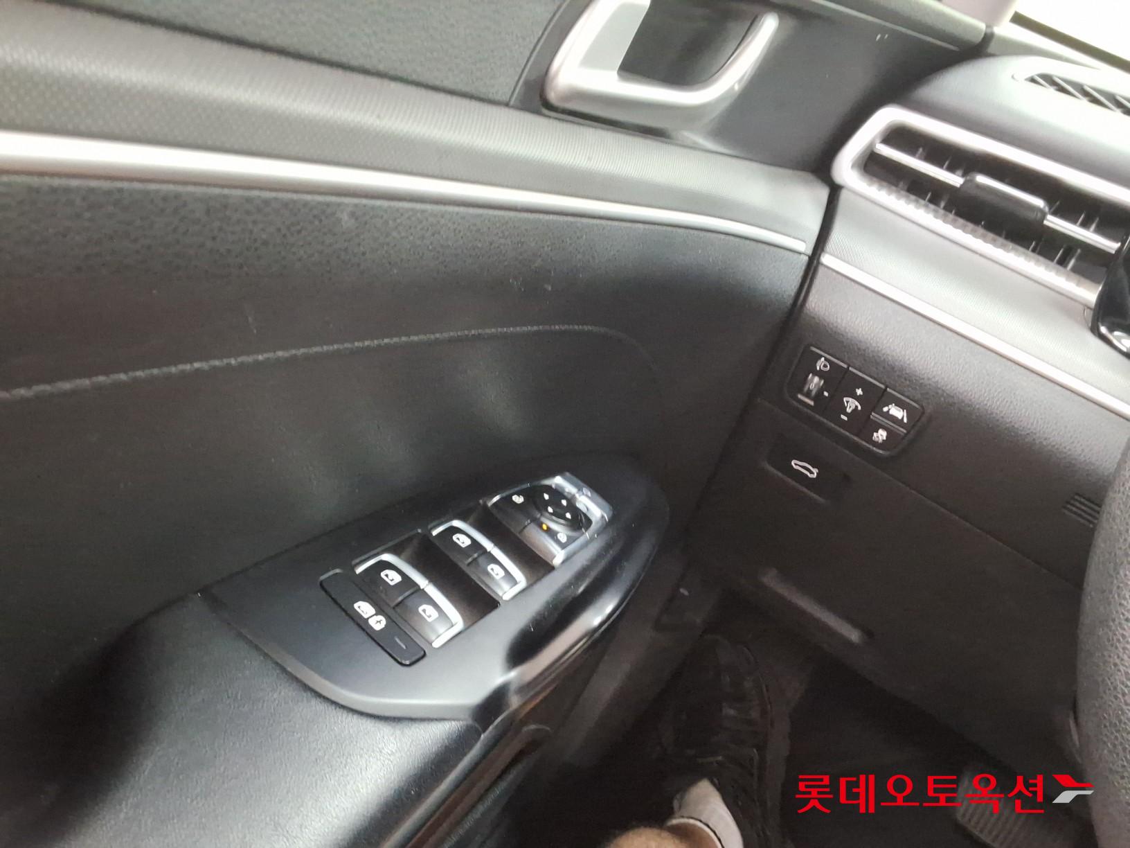 2020 - kia k5