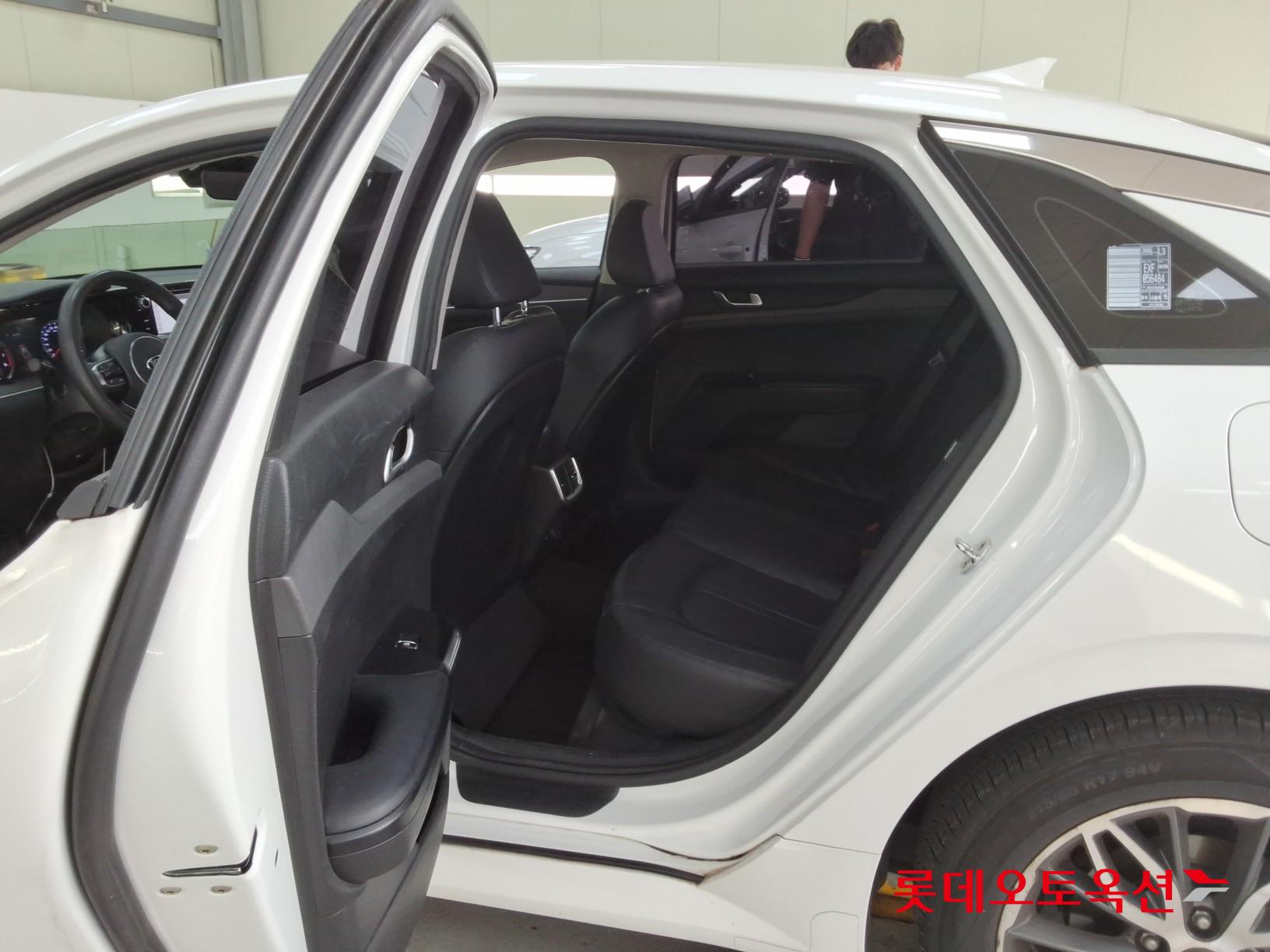 2020 - kia k5