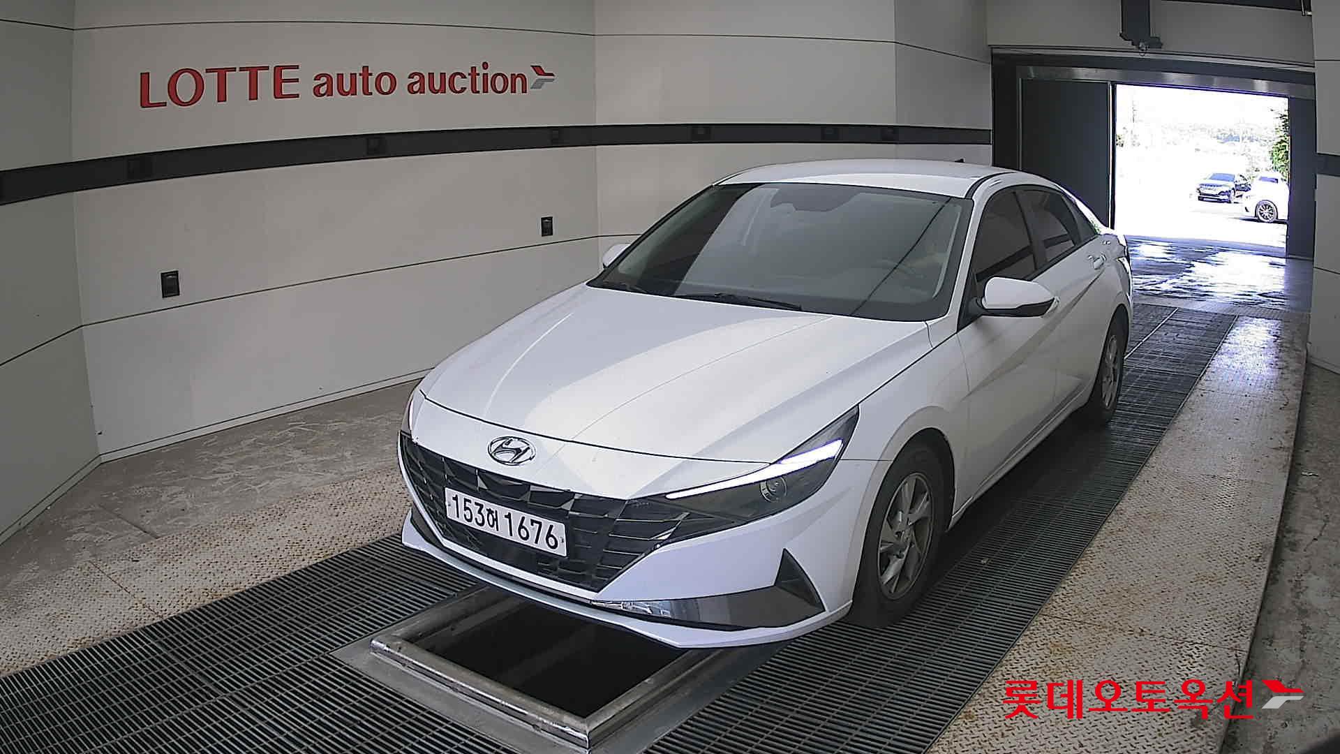 2021 - hyundai avante