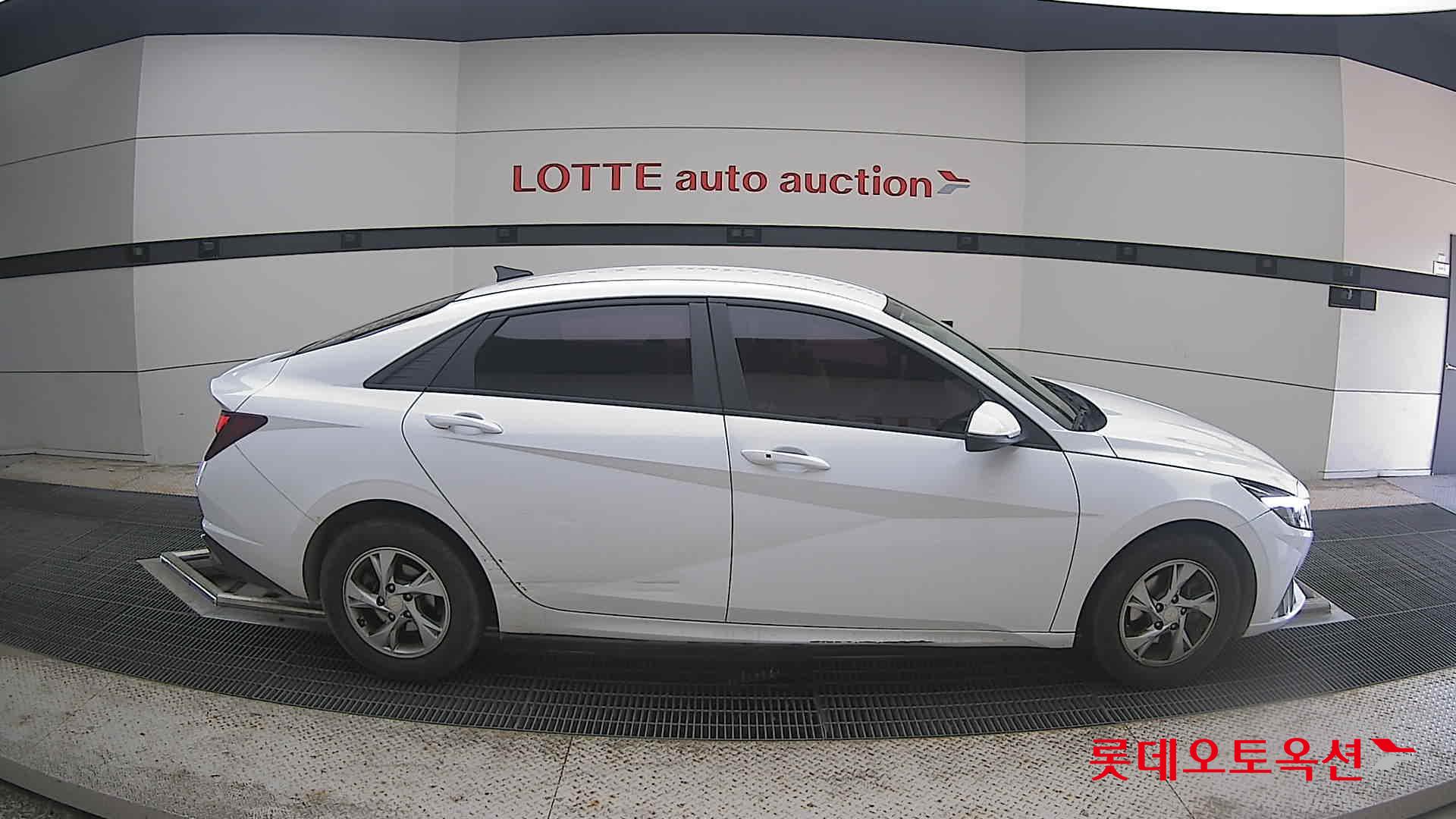 2021 - hyundai avante