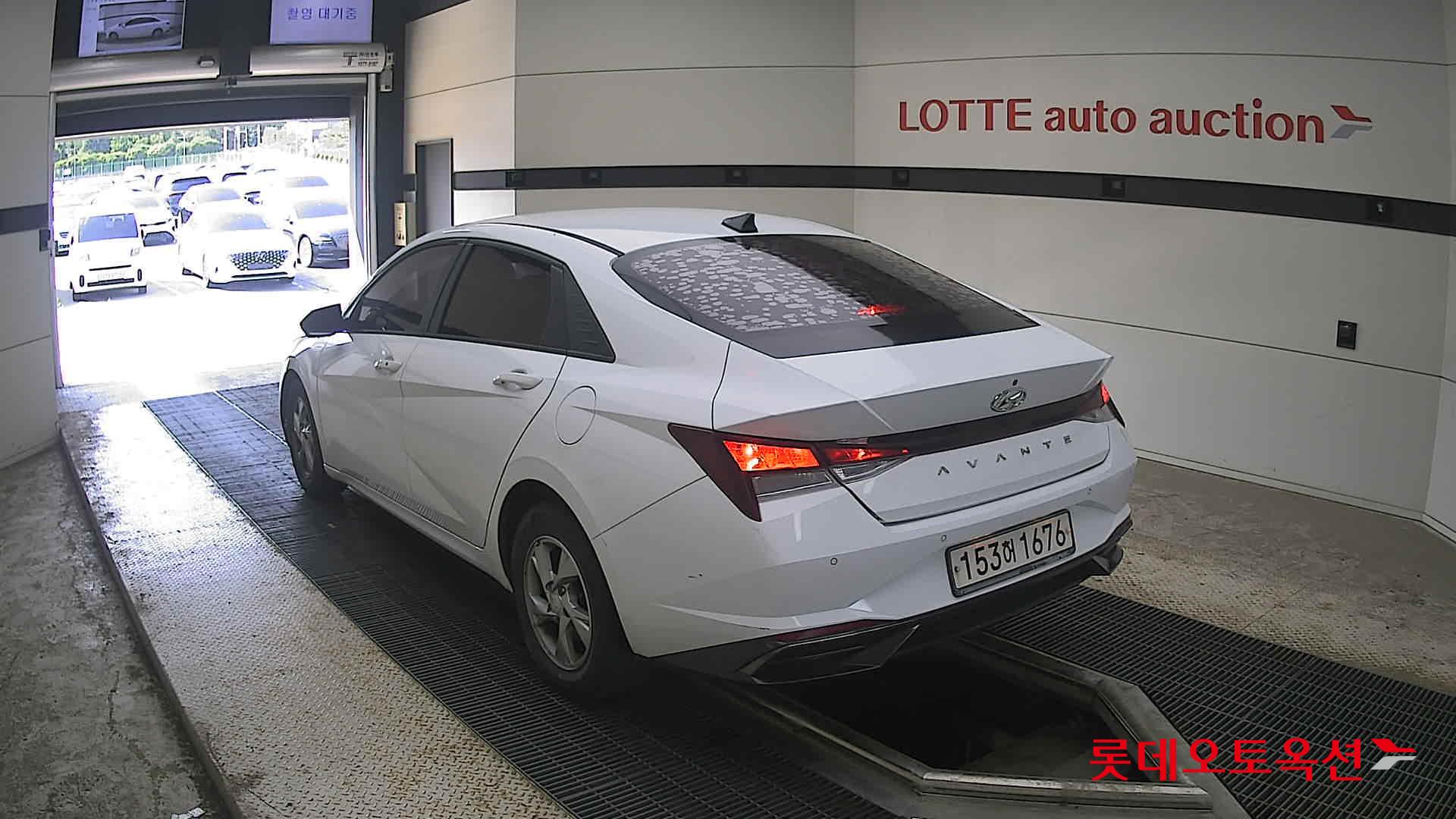 2021 - hyundai avante