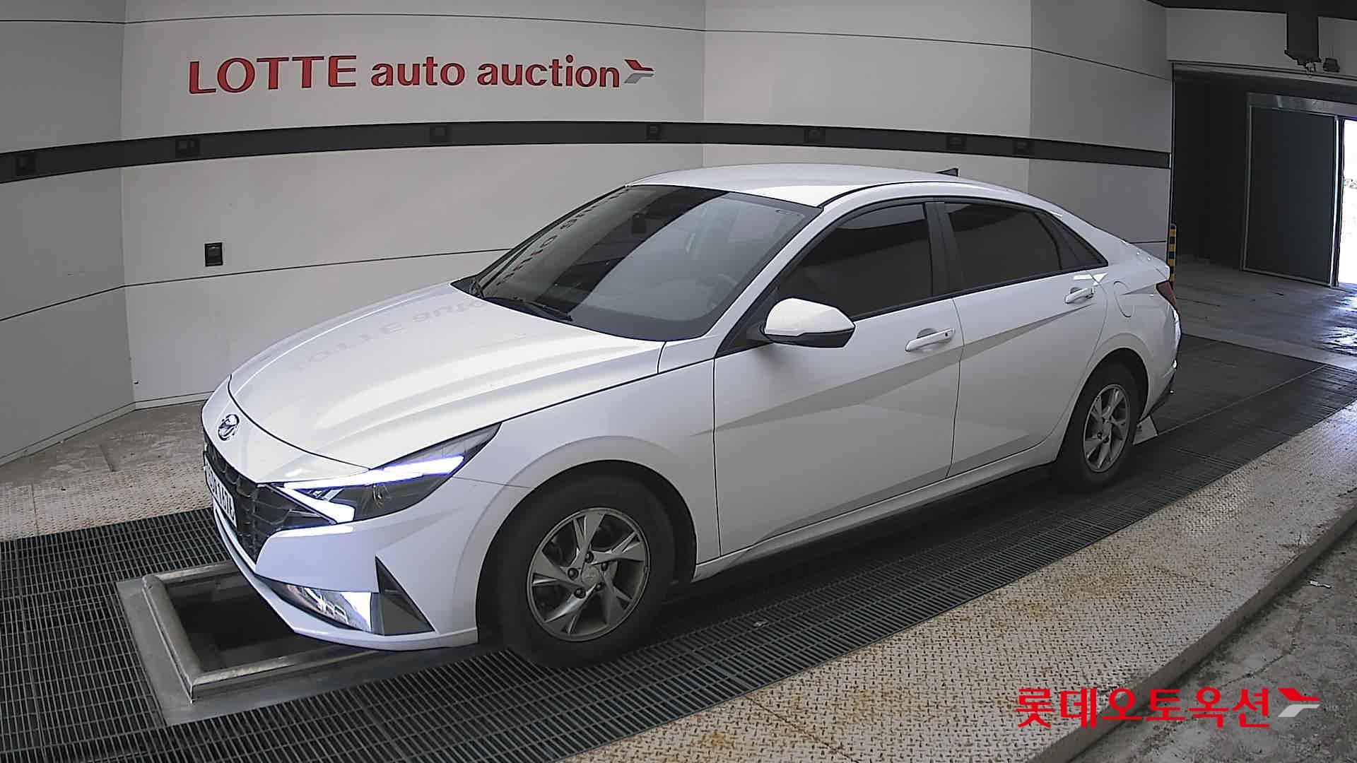 2021 - hyundai avante