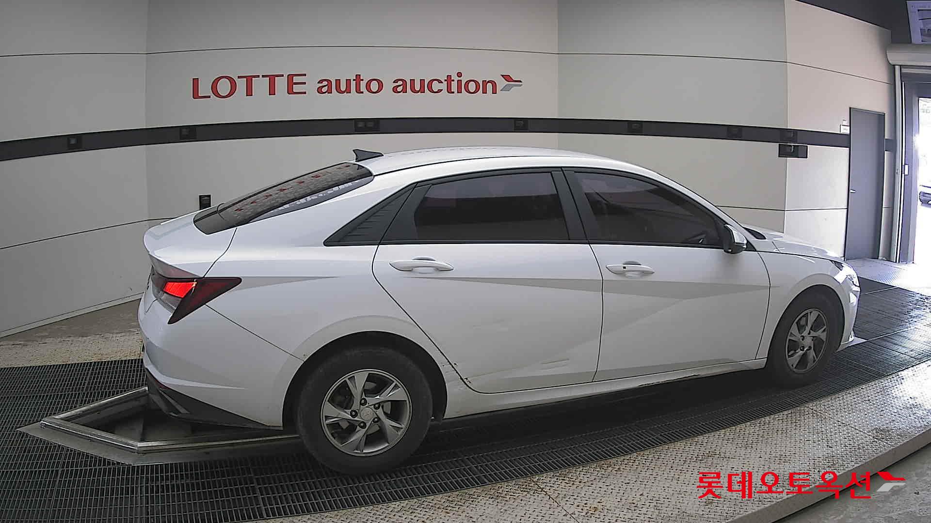 2021 - hyundai avante