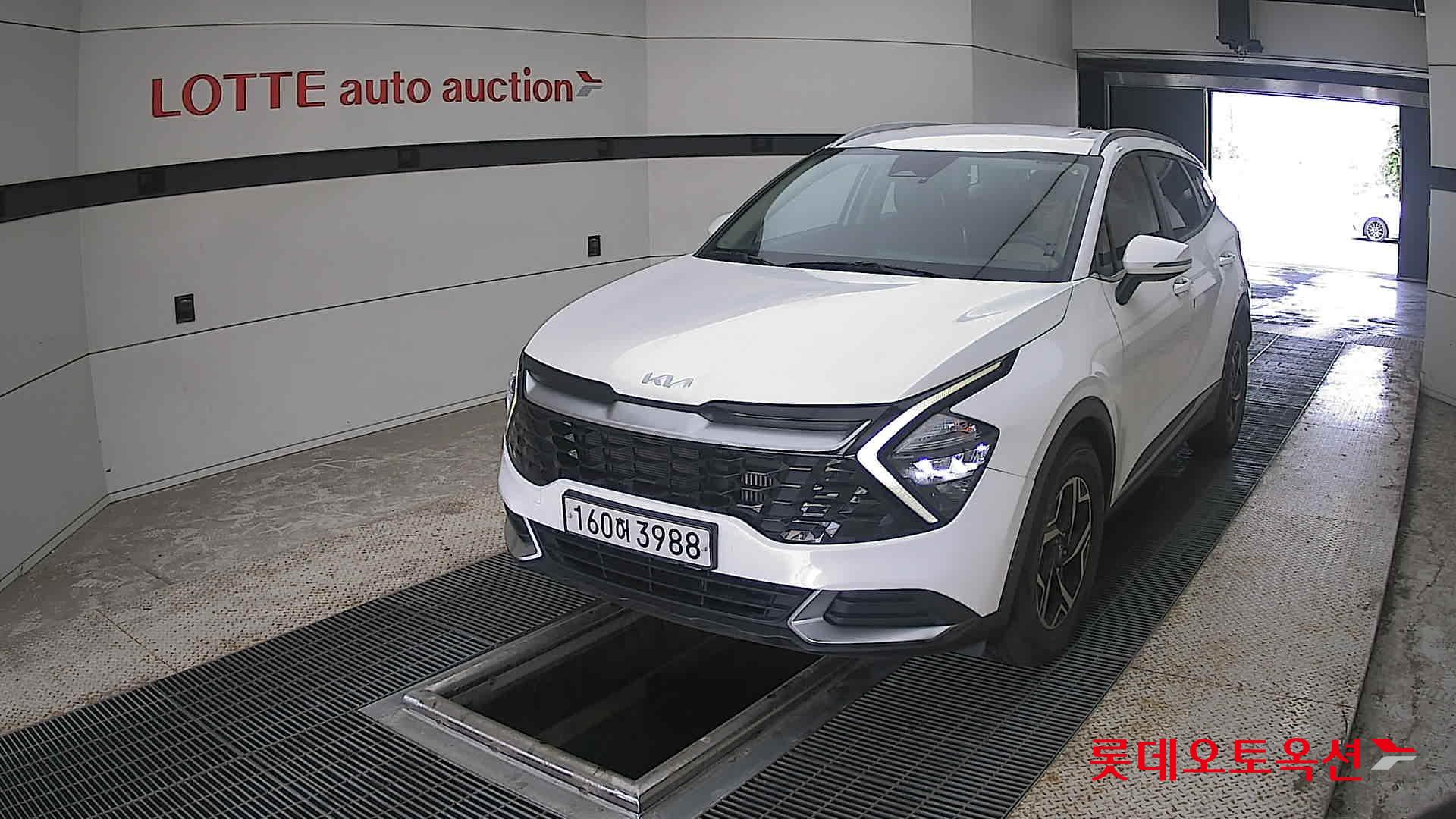 2022 - kia sportage
