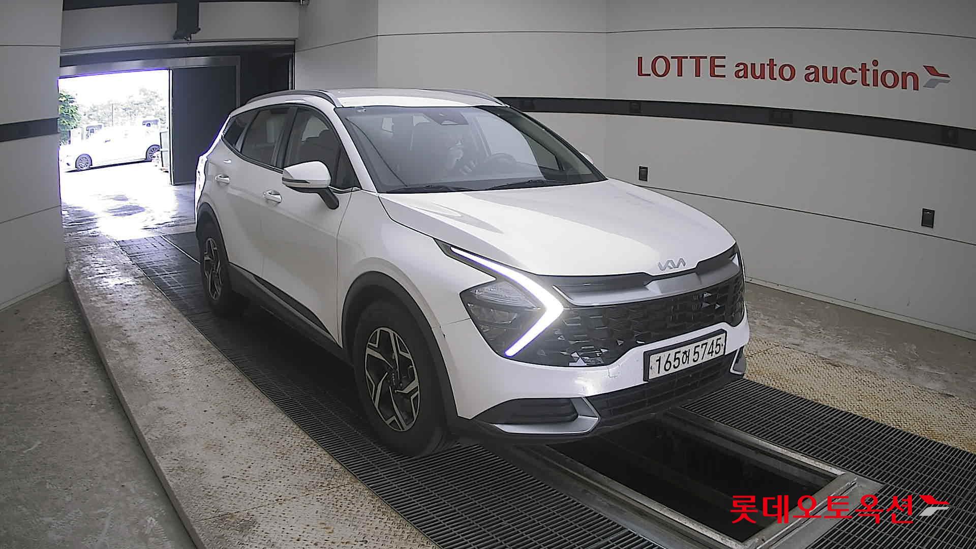 2022 - kia sportage