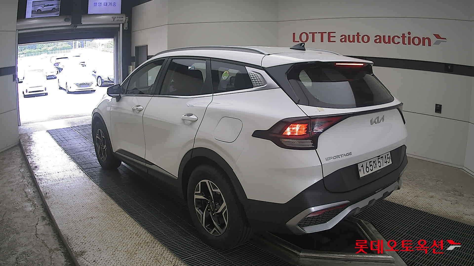 2022 - kia sportage