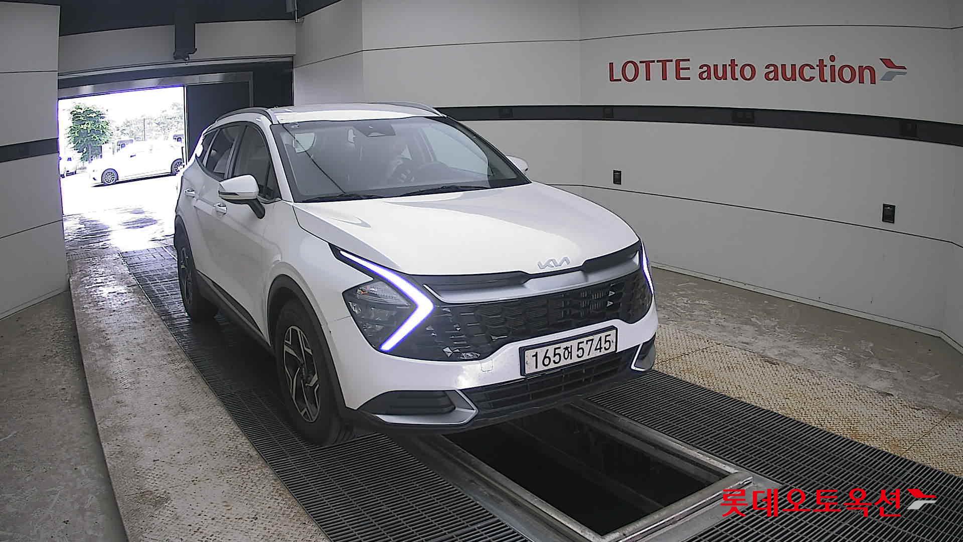 2022 - kia sportage