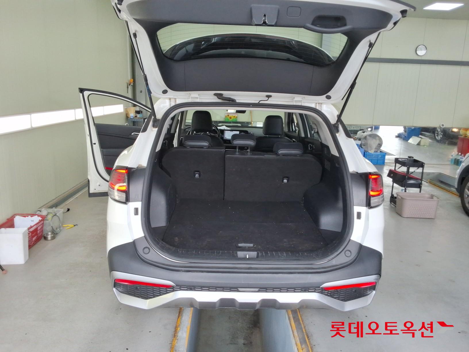 2022 - kia sportage
