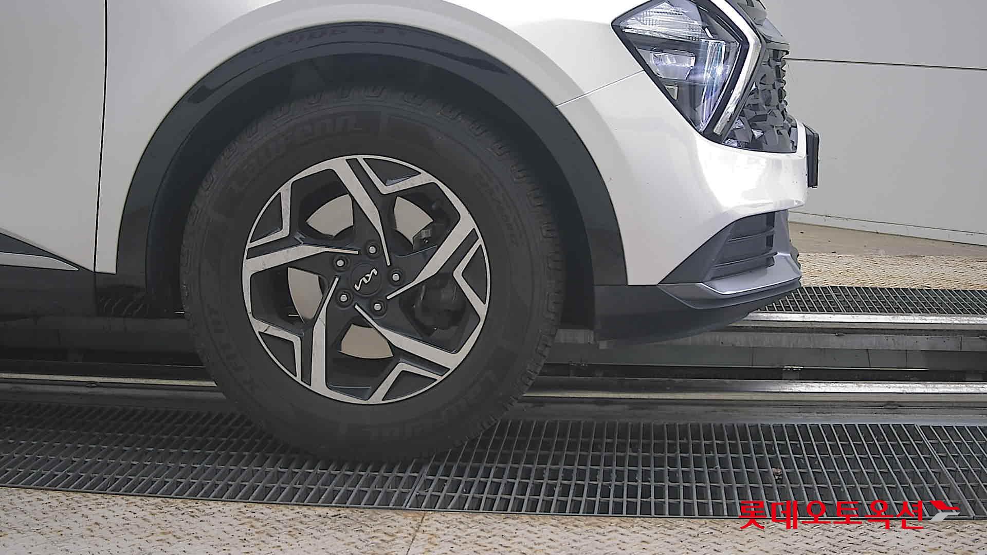 2022 - kia sportage