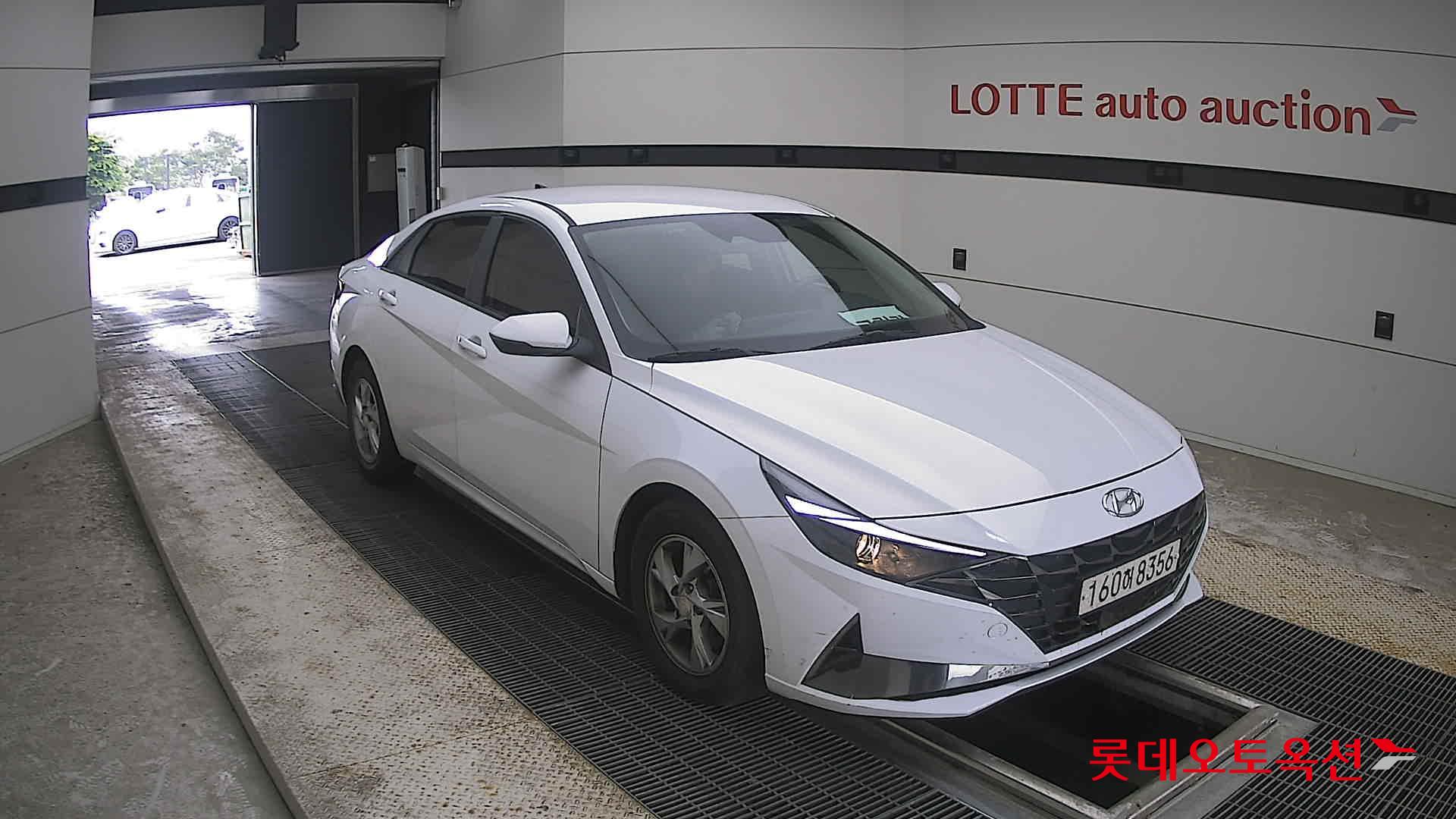 2021 - hyundai avante