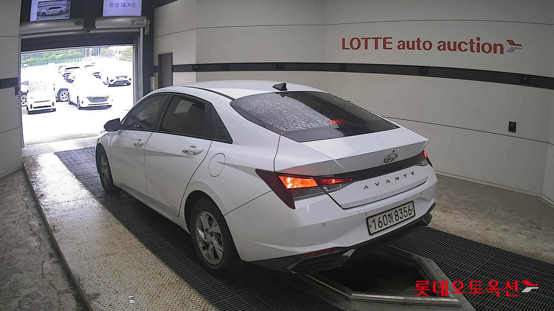 2021 - hyundai avante
