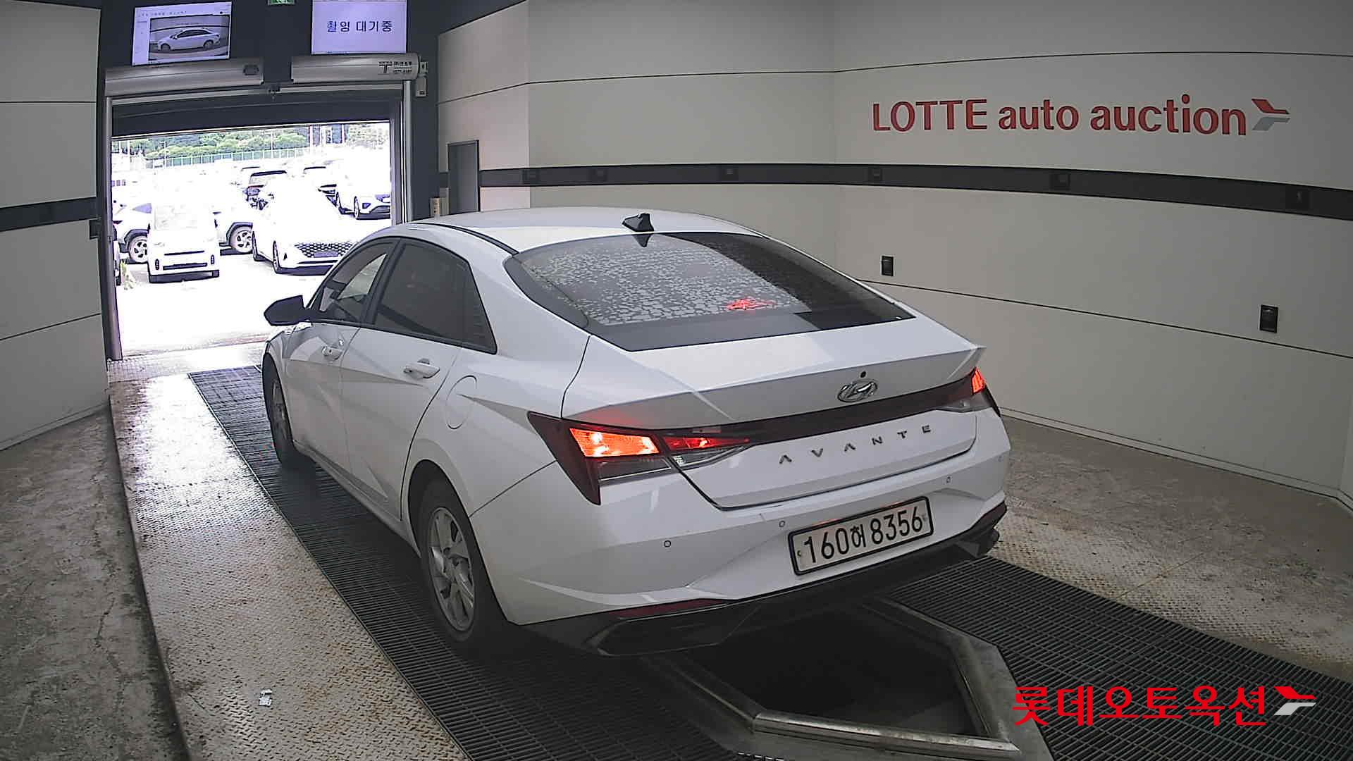 2021 - hyundai avante