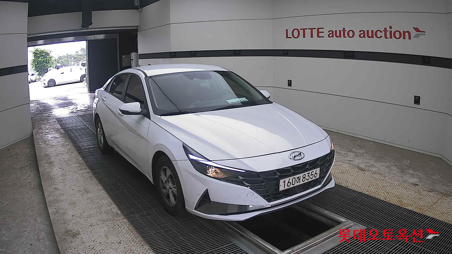 2021 - hyundai avante