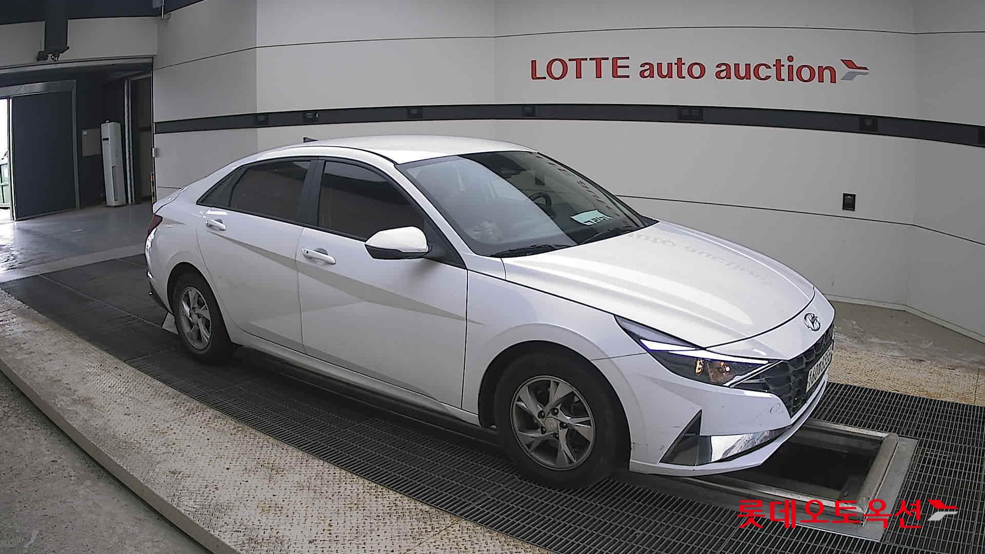 2021 - hyundai avante