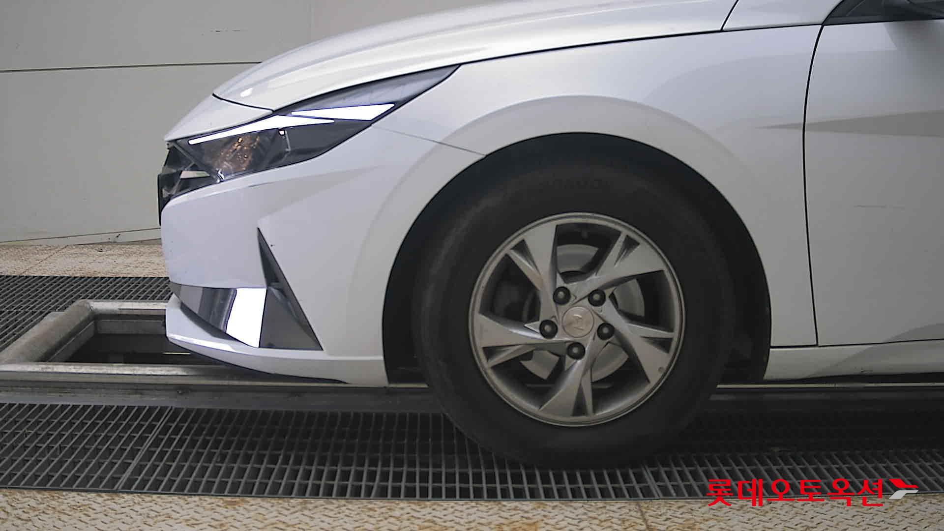 2021 - hyundai avante