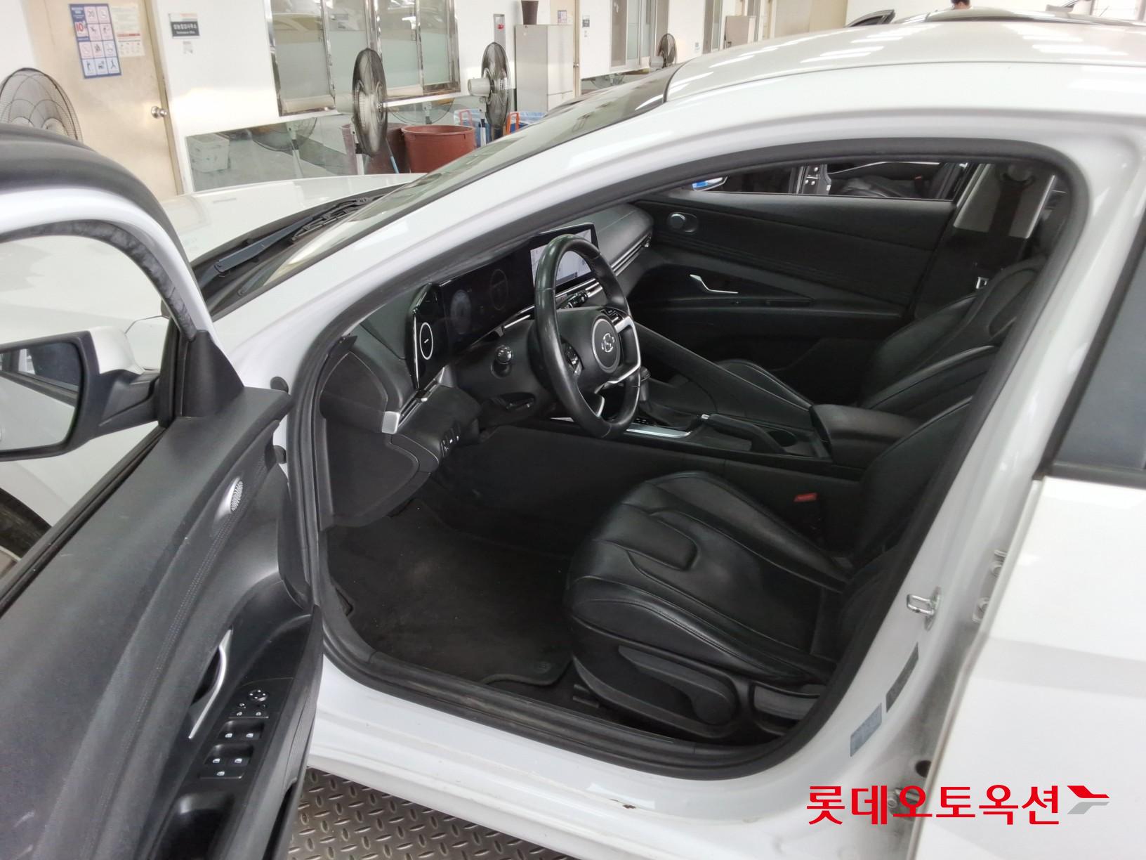 2021 - hyundai avante