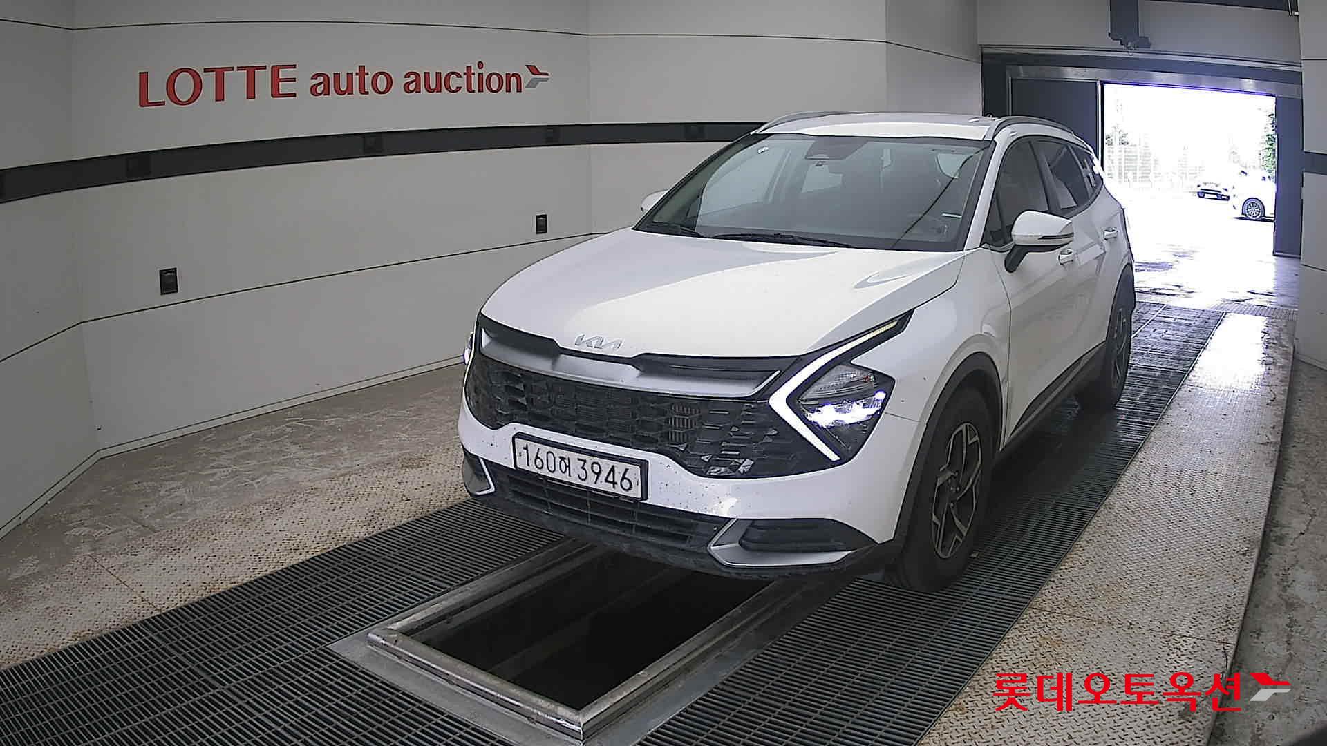 2022 - kia sportage