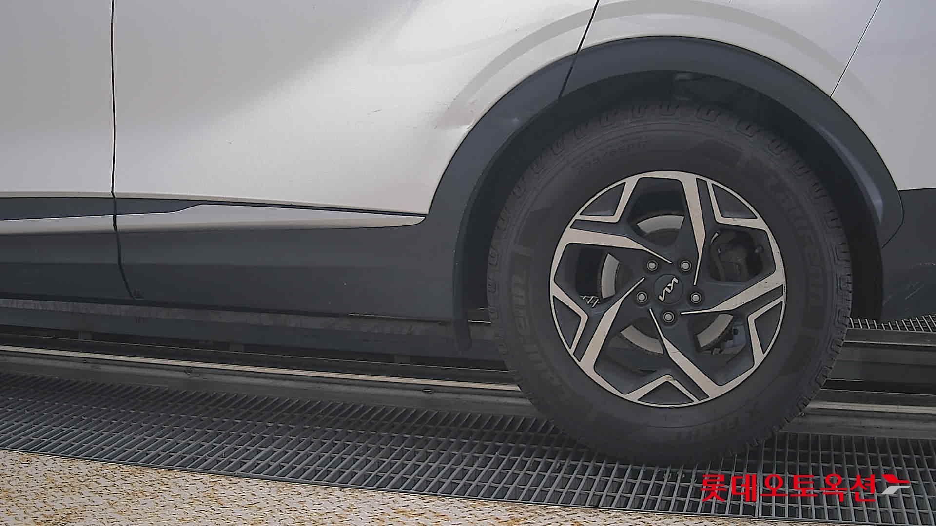 2022 - kia sportage