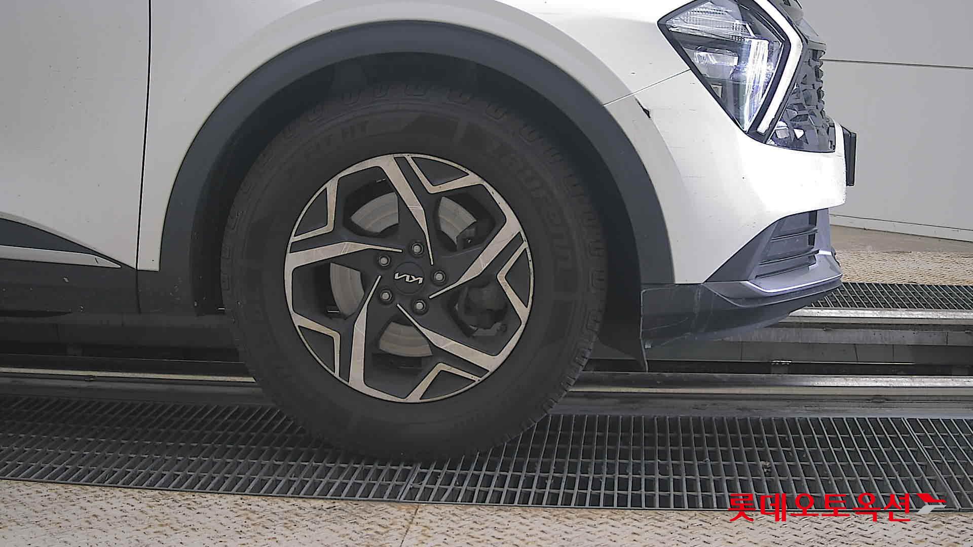 2022 - kia sportage