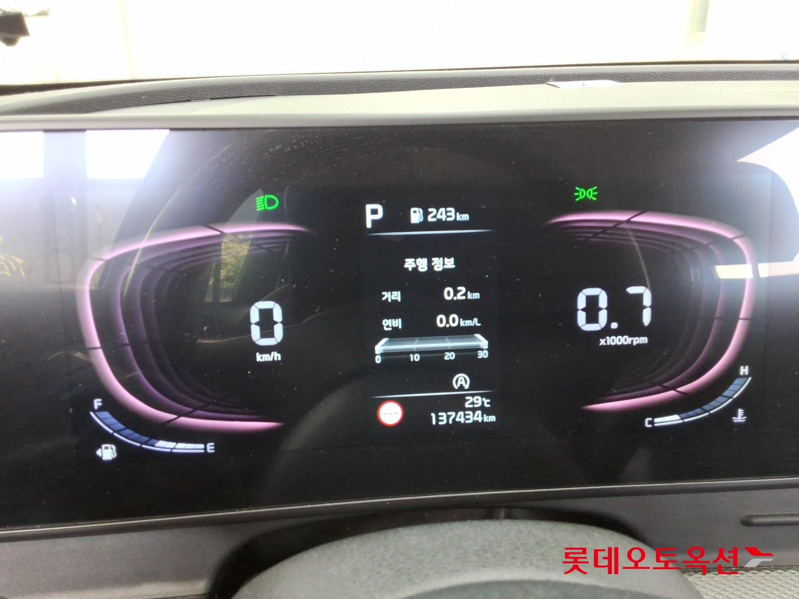 2022 - kia sportage