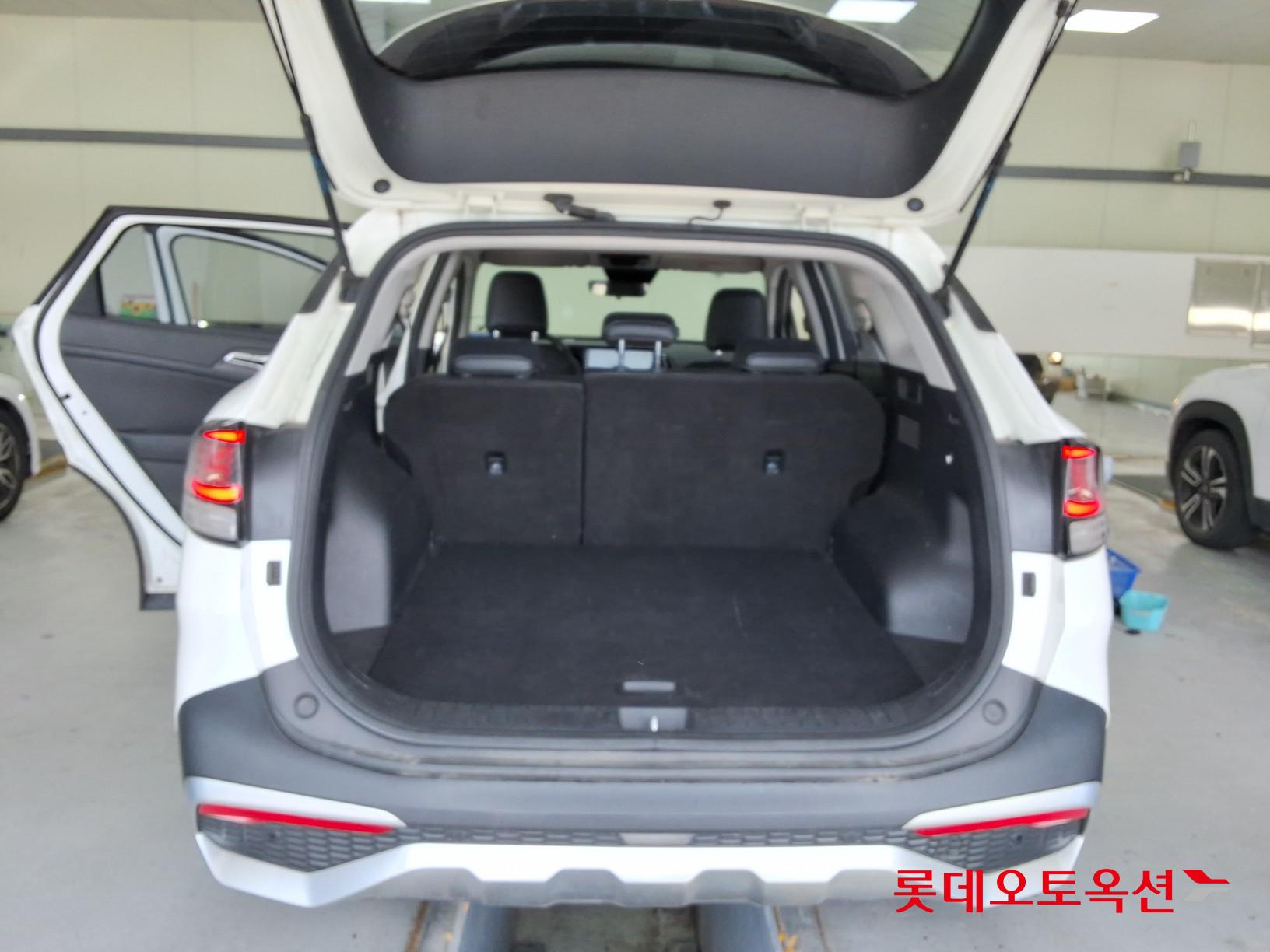 2022 - kia sportage