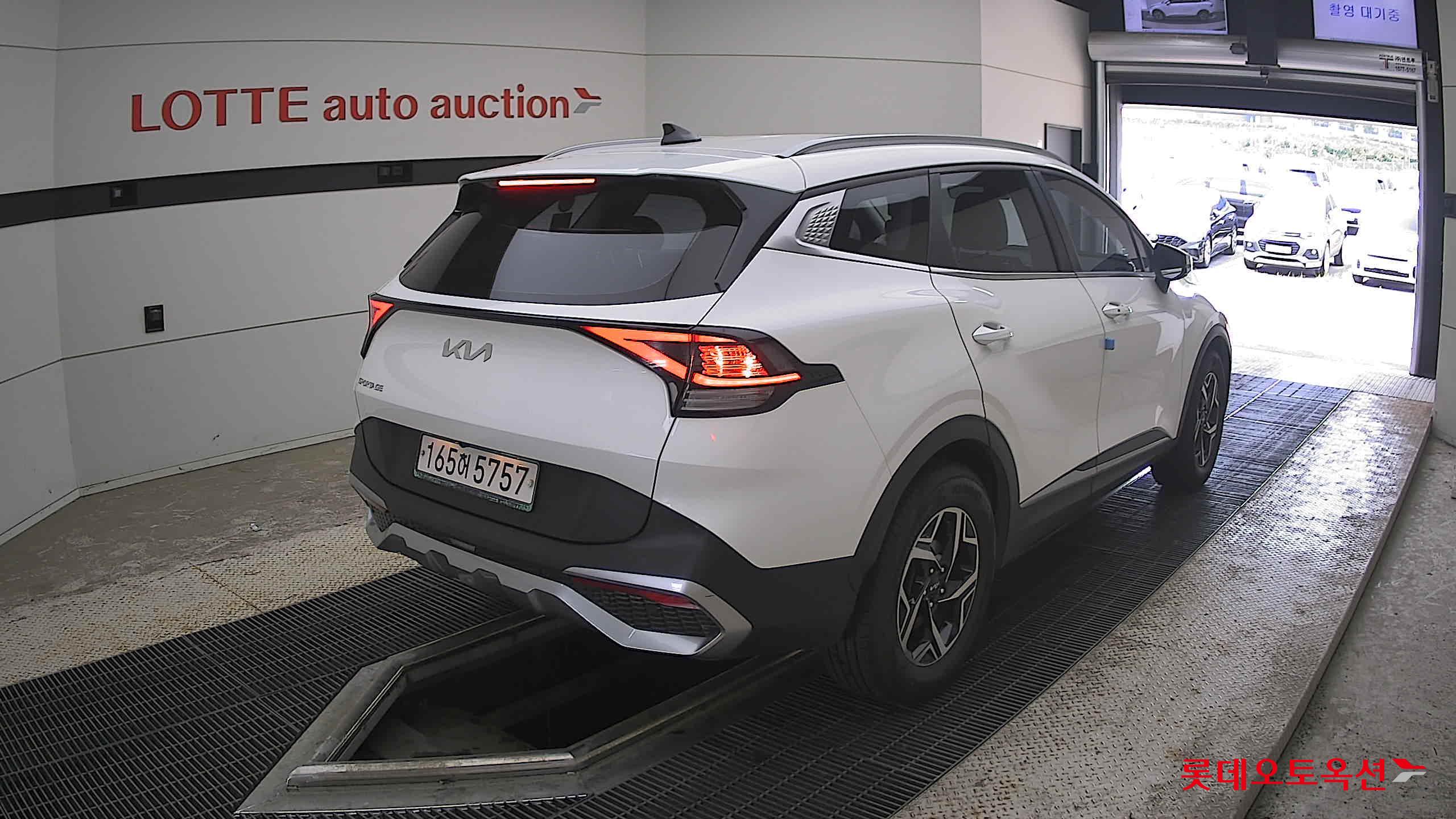 2022 - kia sportage