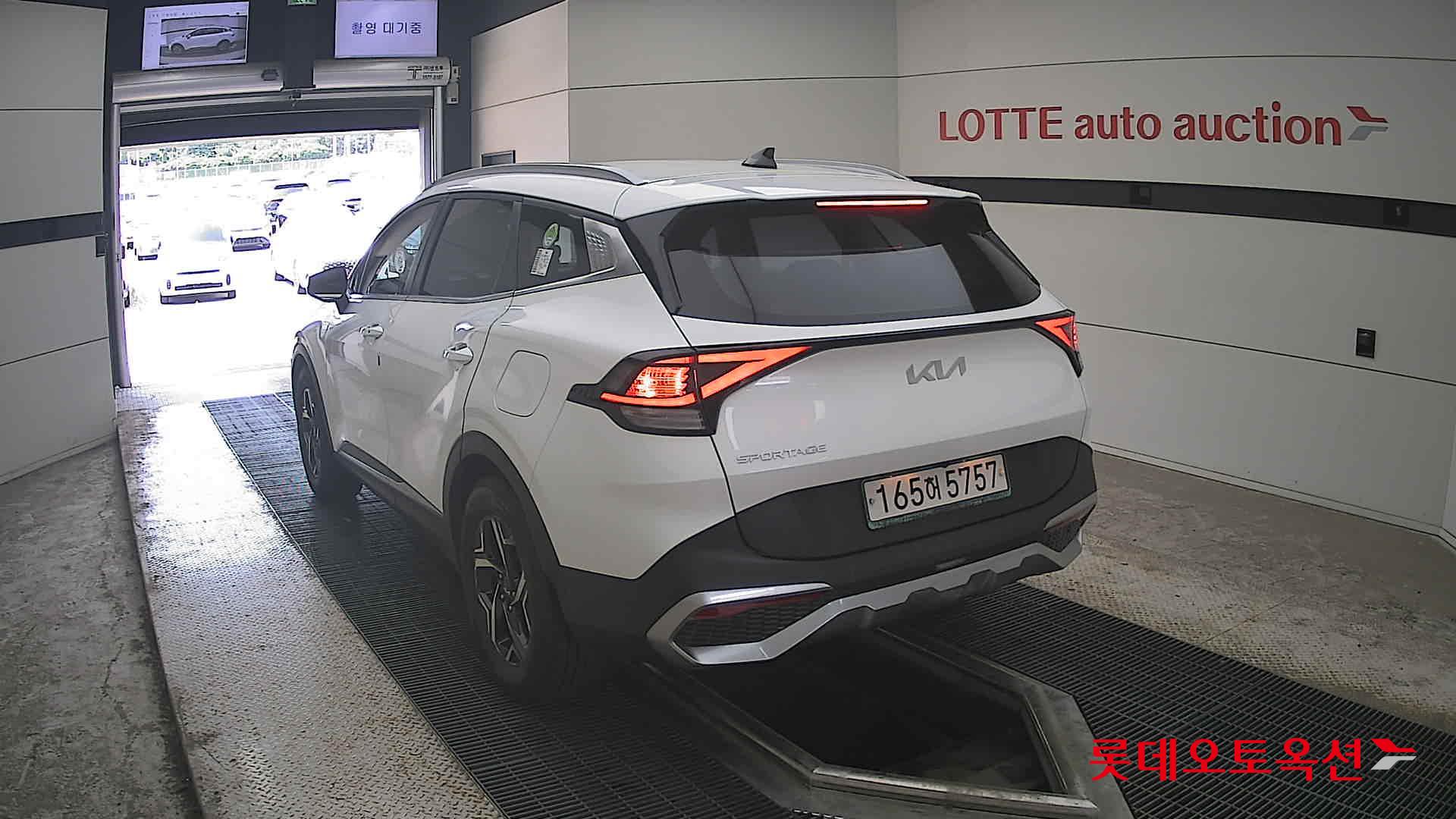 2022 - kia sportage