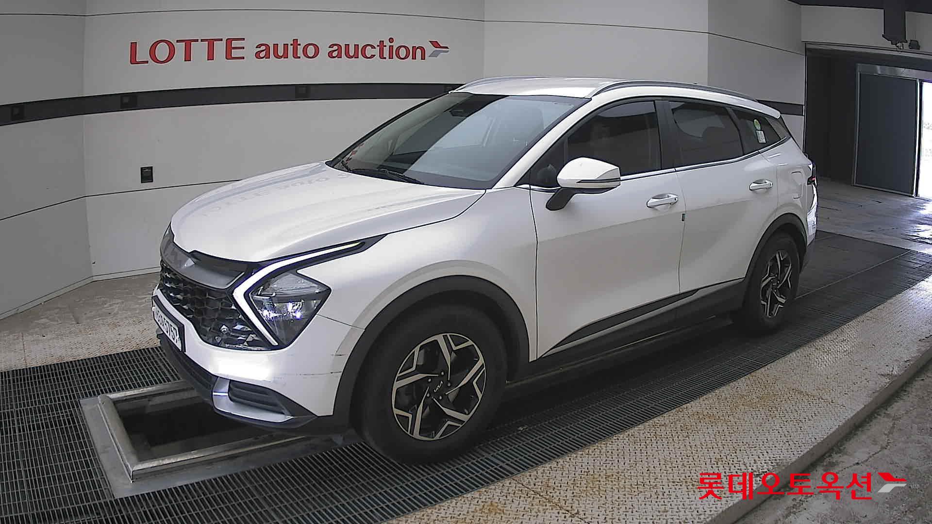 2022 - kia sportage