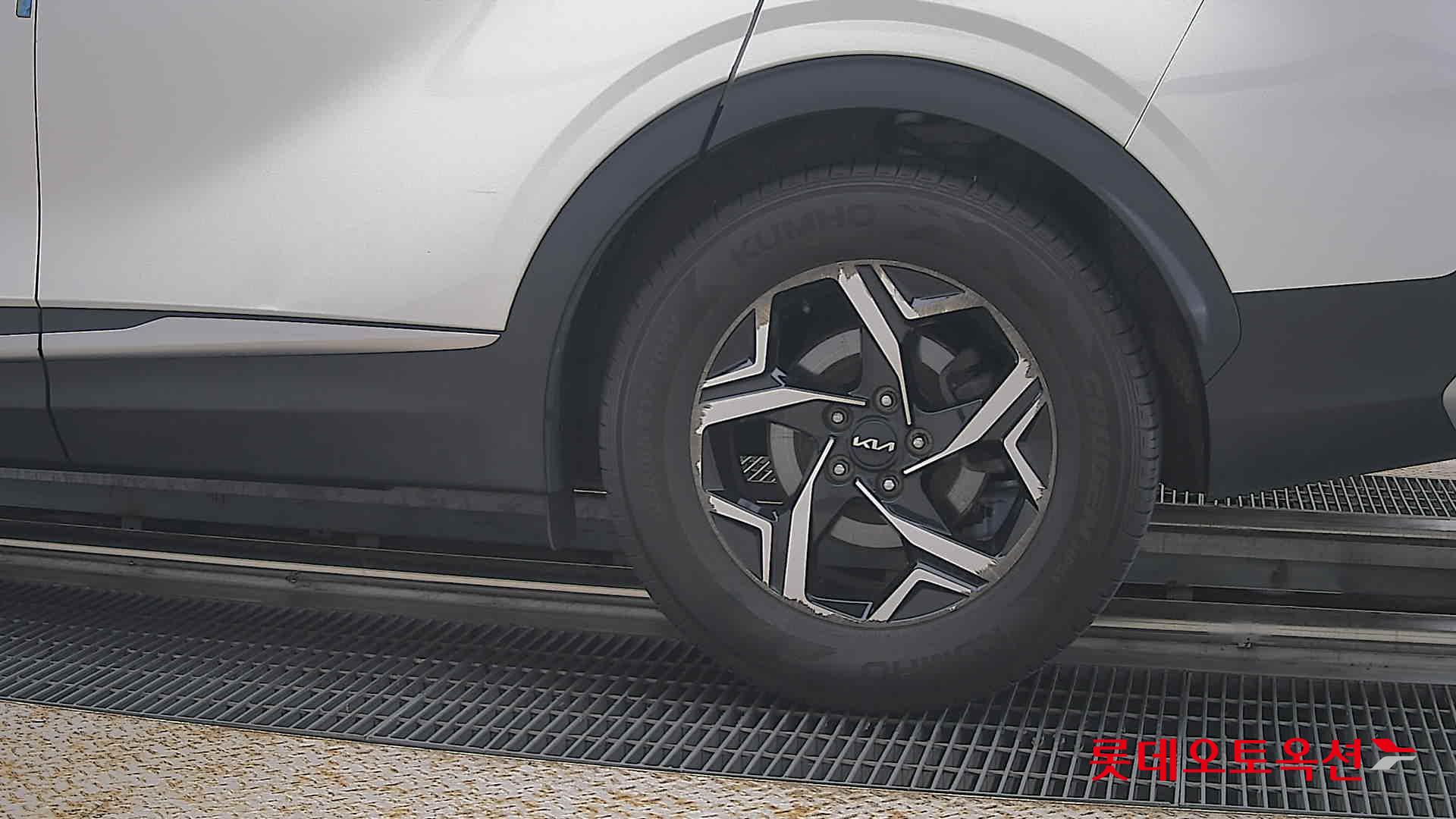 2022 - kia sportage
