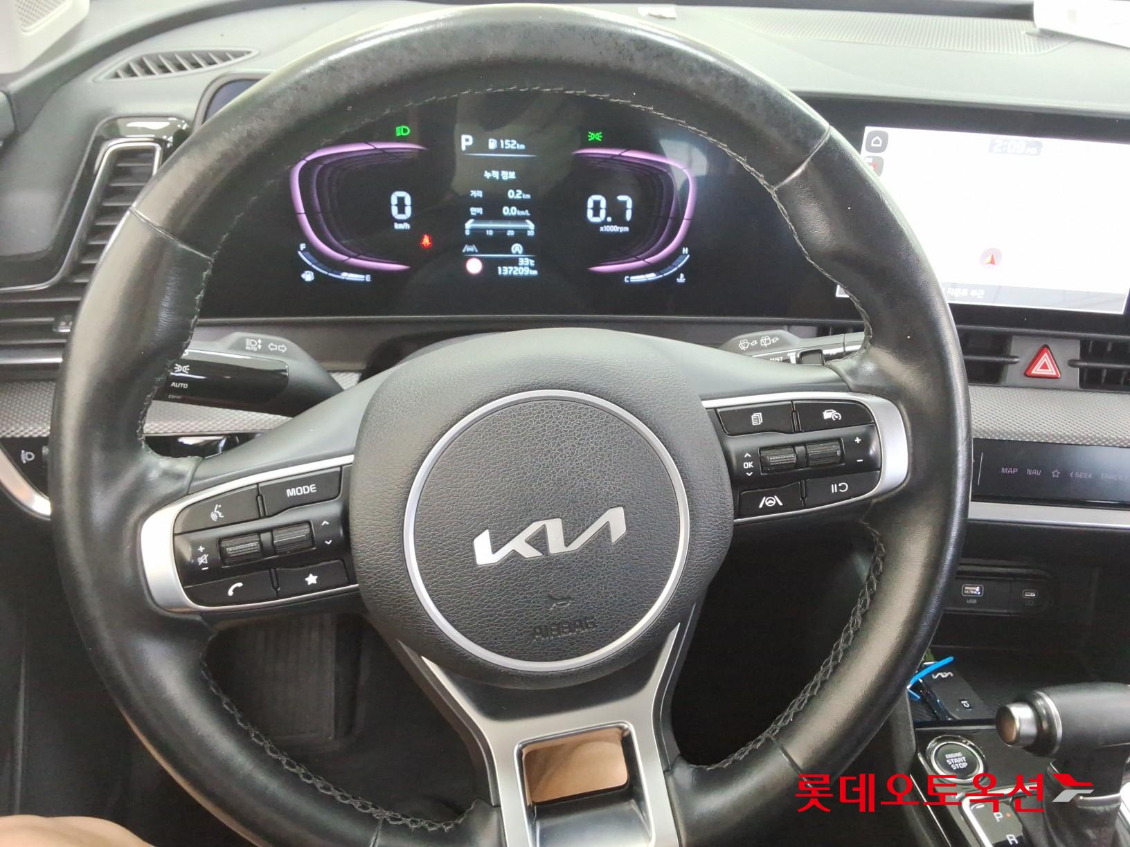 2022 - kia sportage