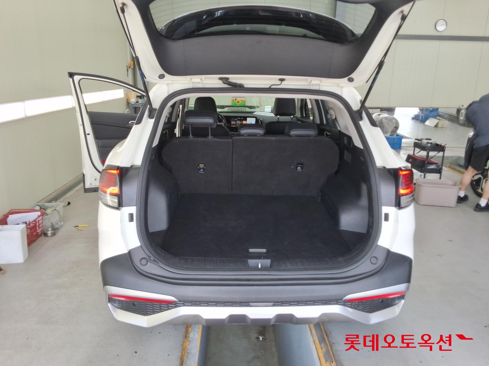 2022 - kia sportage
