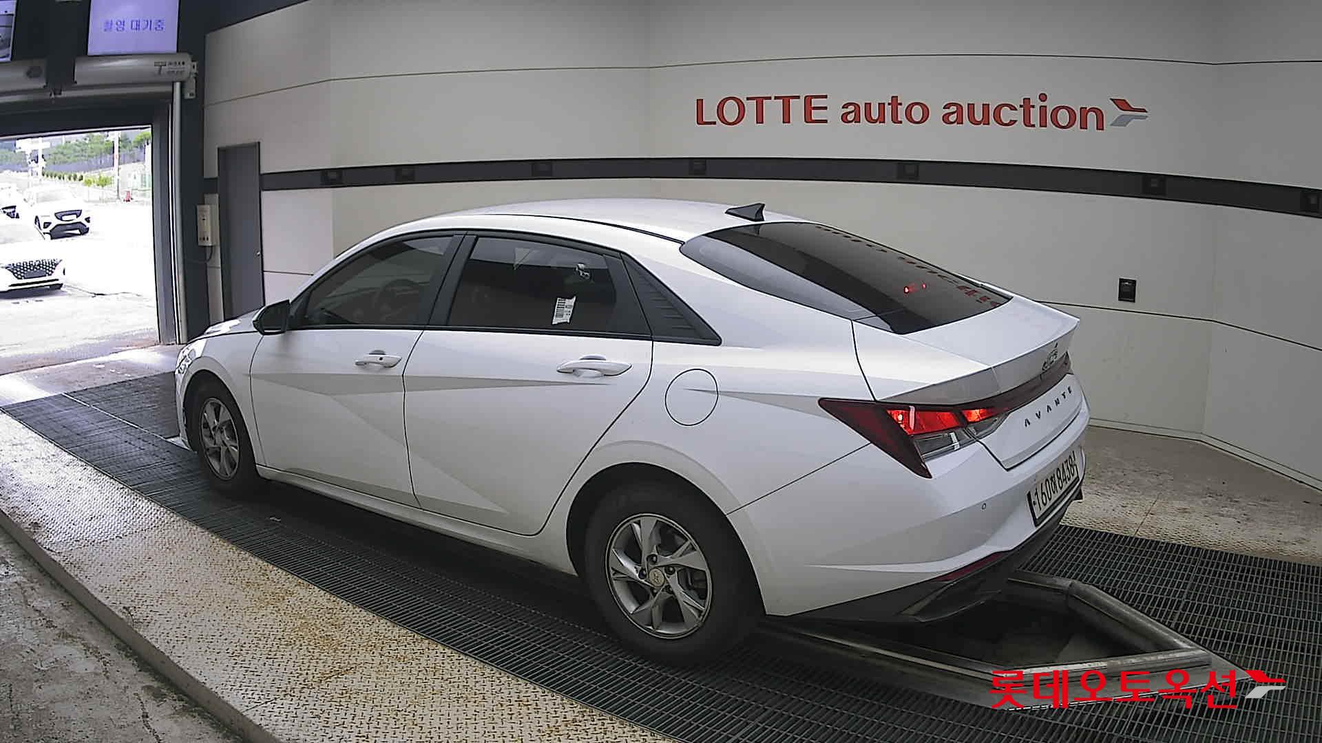2021 - hyundai avante