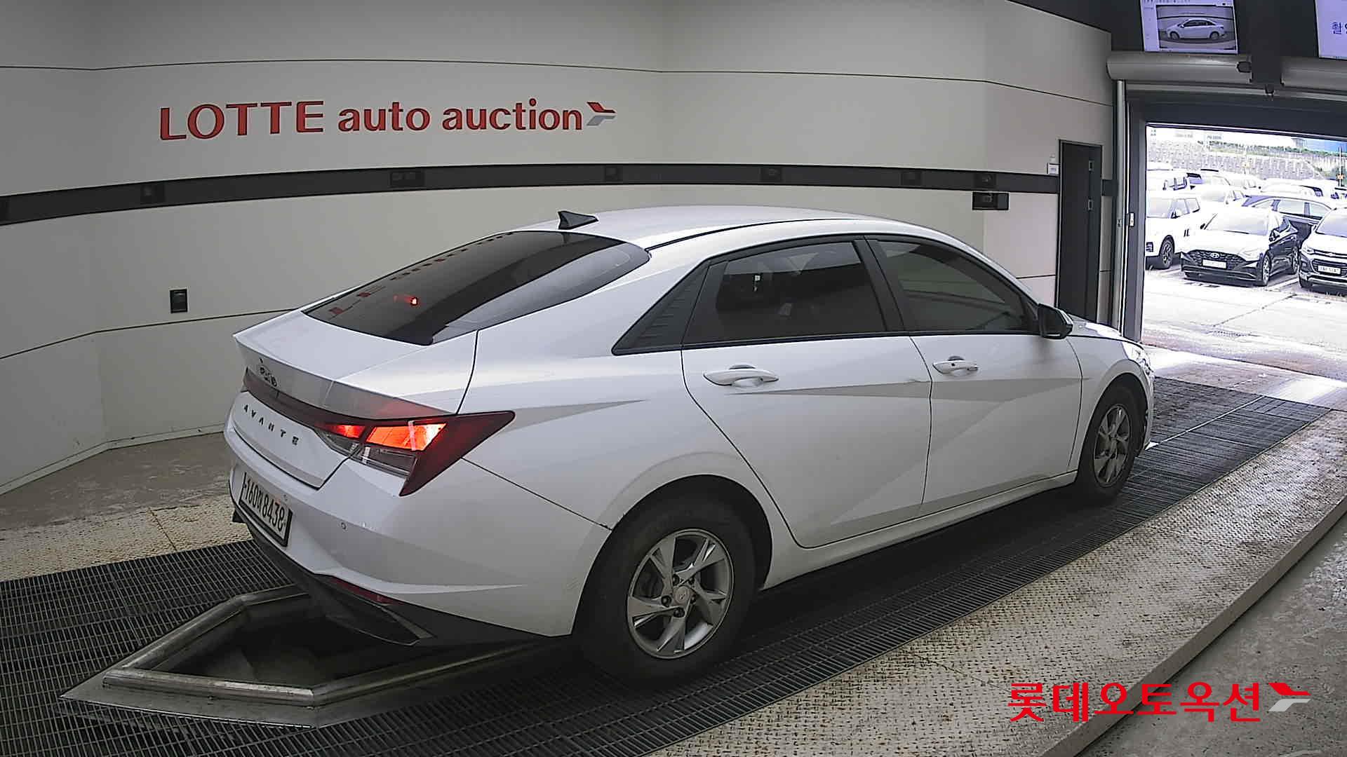 2021 - hyundai avante