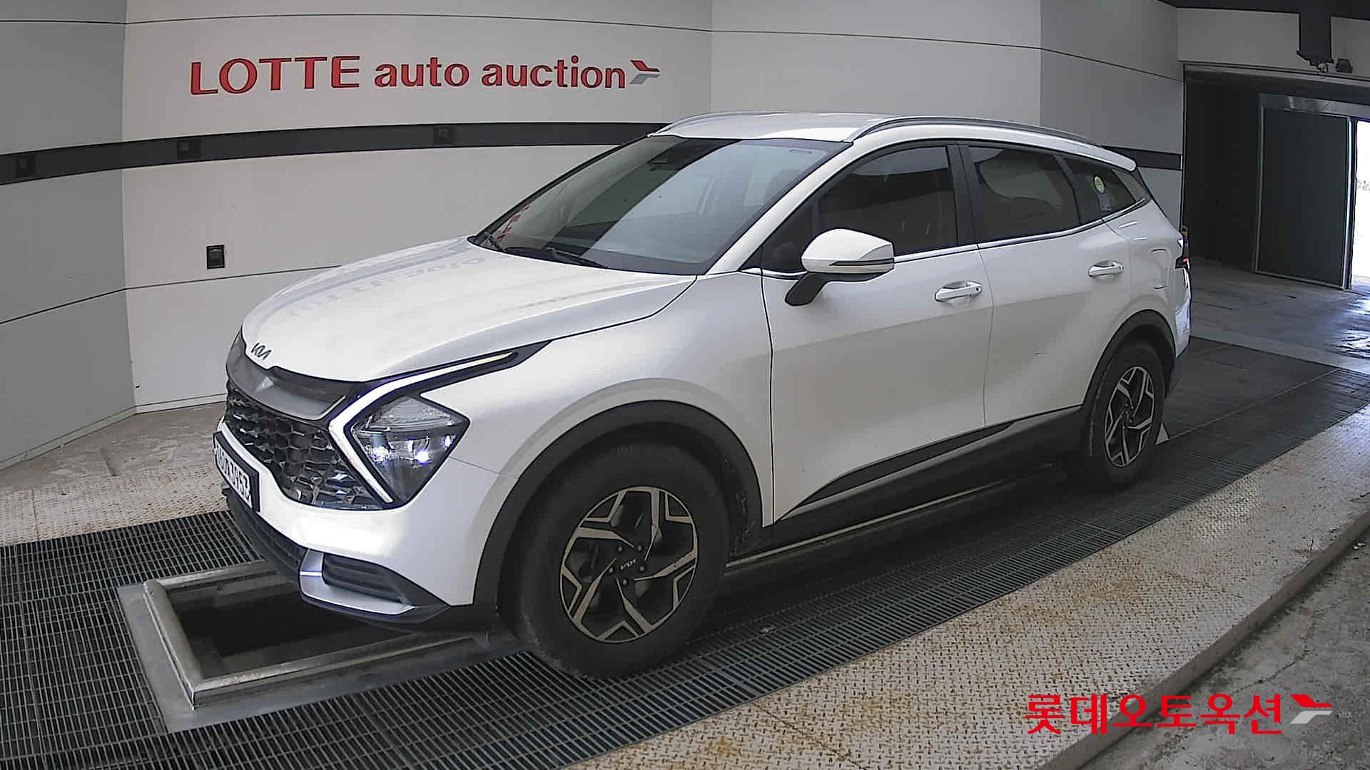 2022 - kia sportage