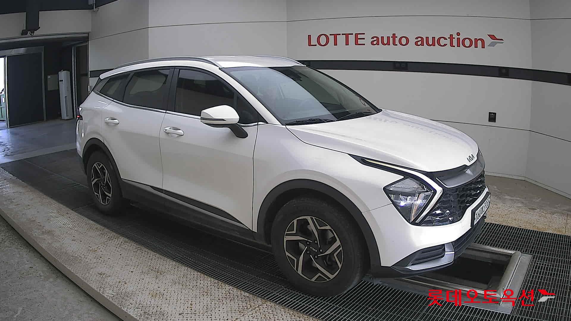 2022 - kia sportage