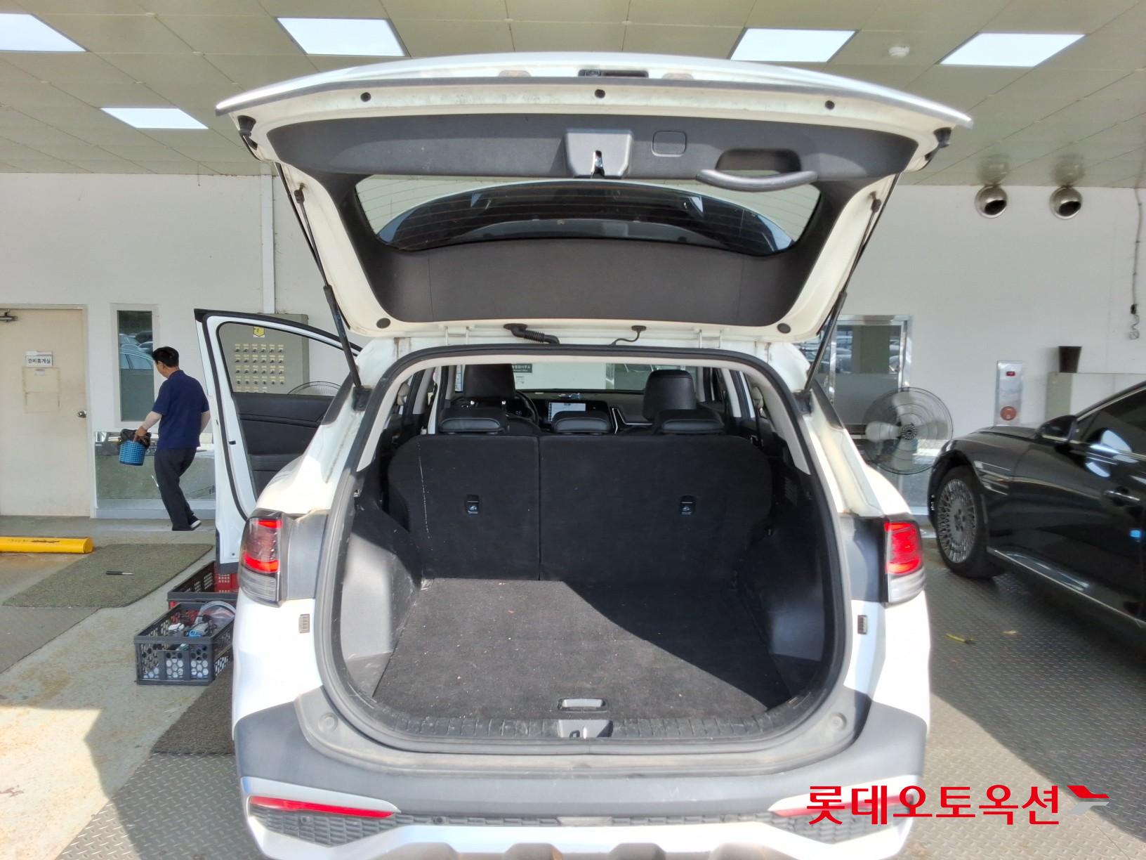 2022 - kia sportage