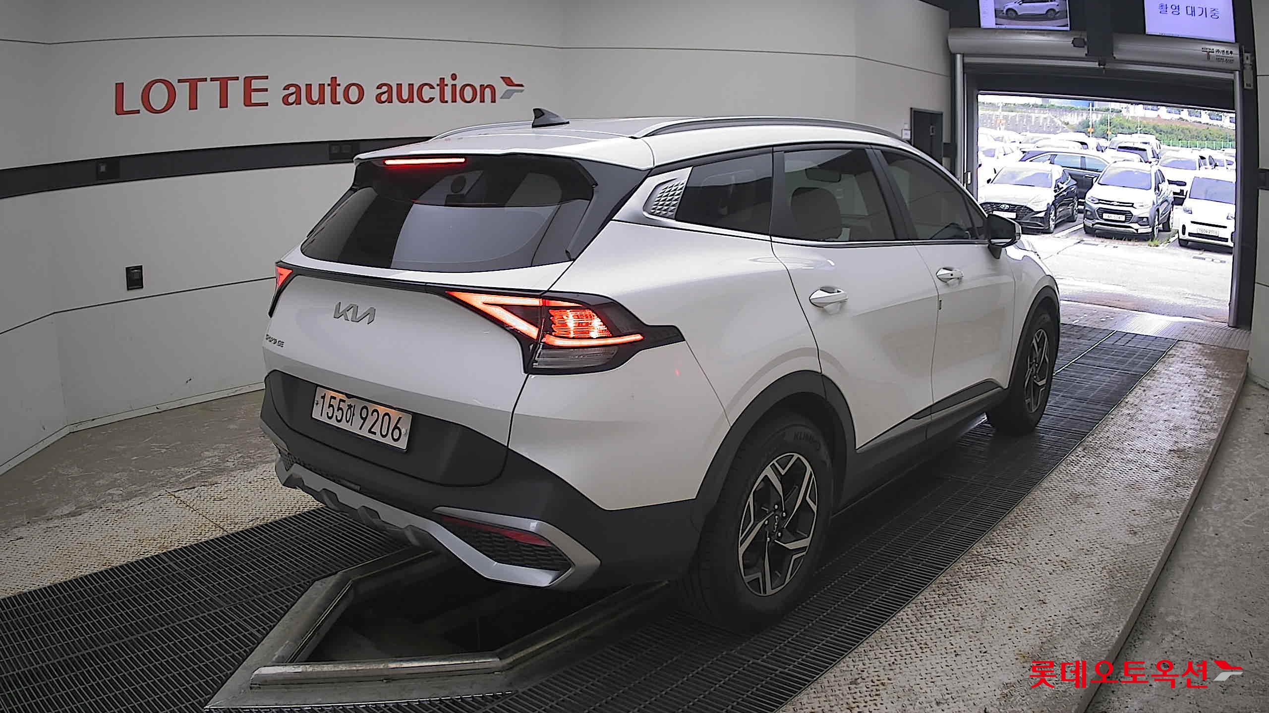 2022 - kia sportage