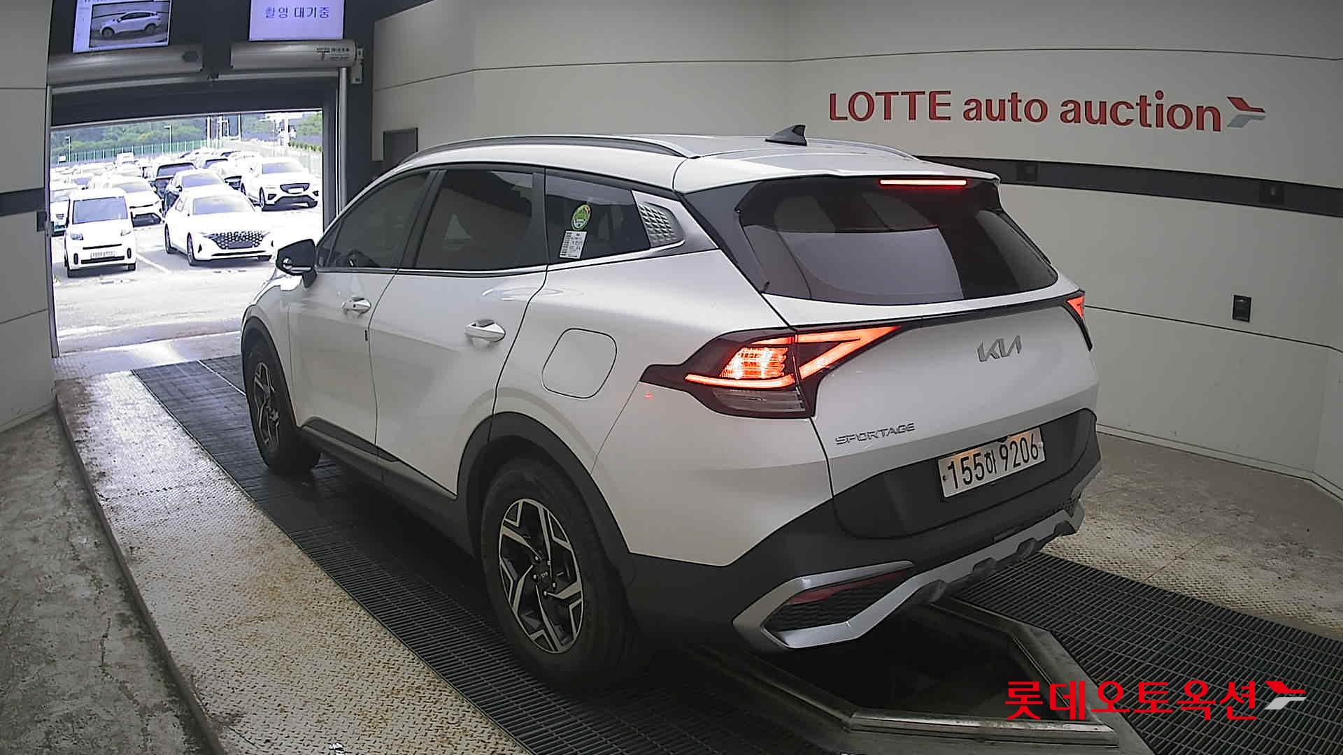 2022 - kia sportage