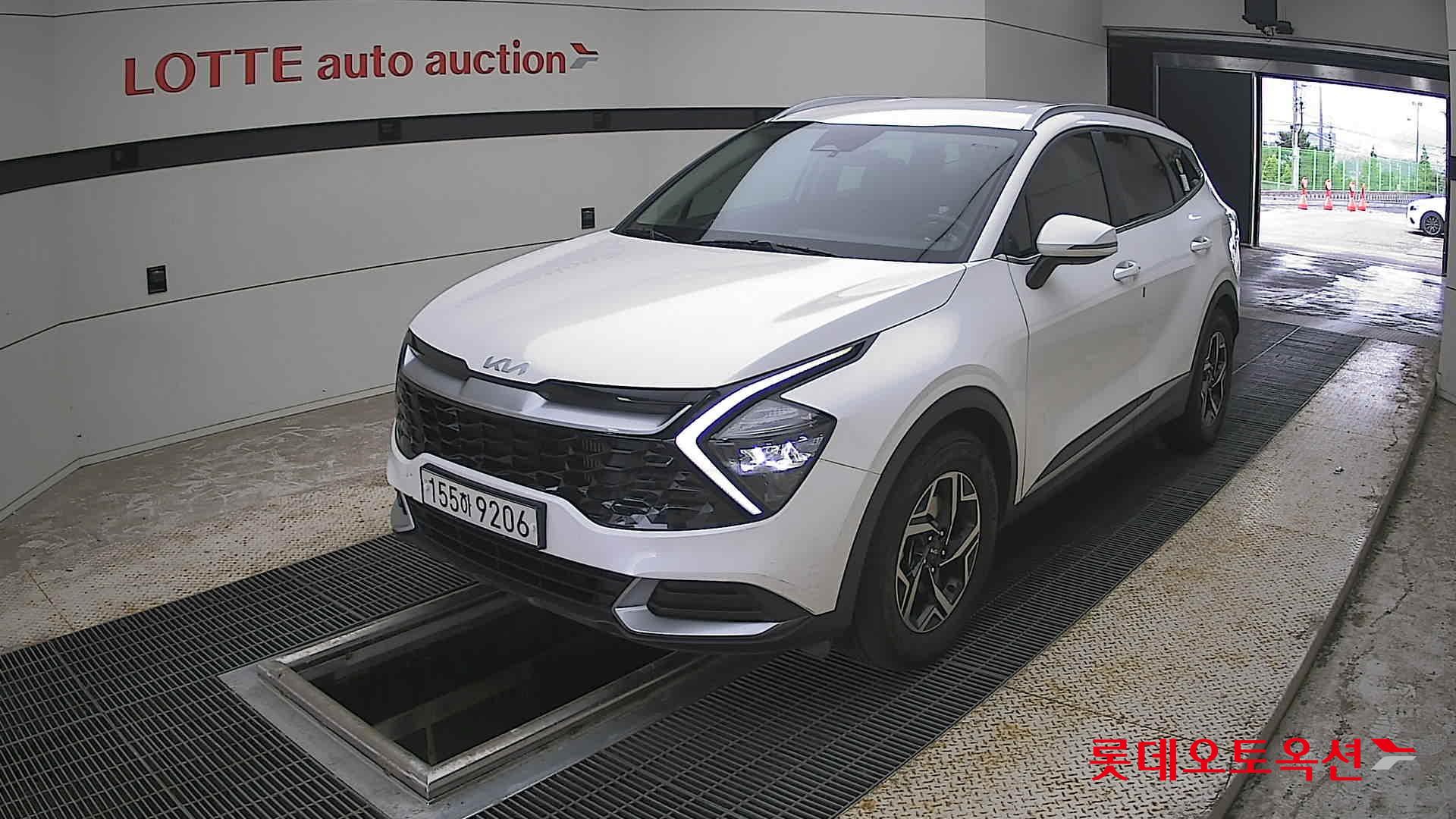 2022 - kia sportage