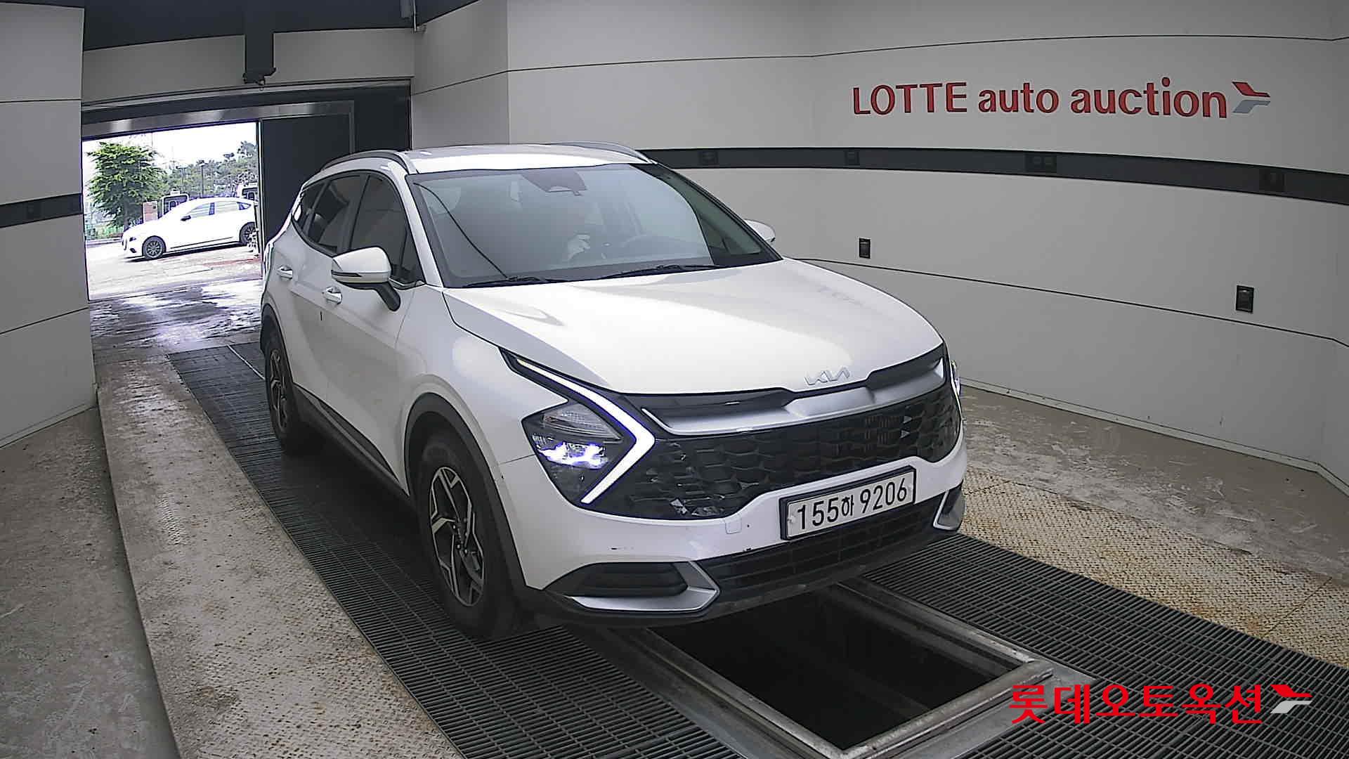 2022 - kia sportage